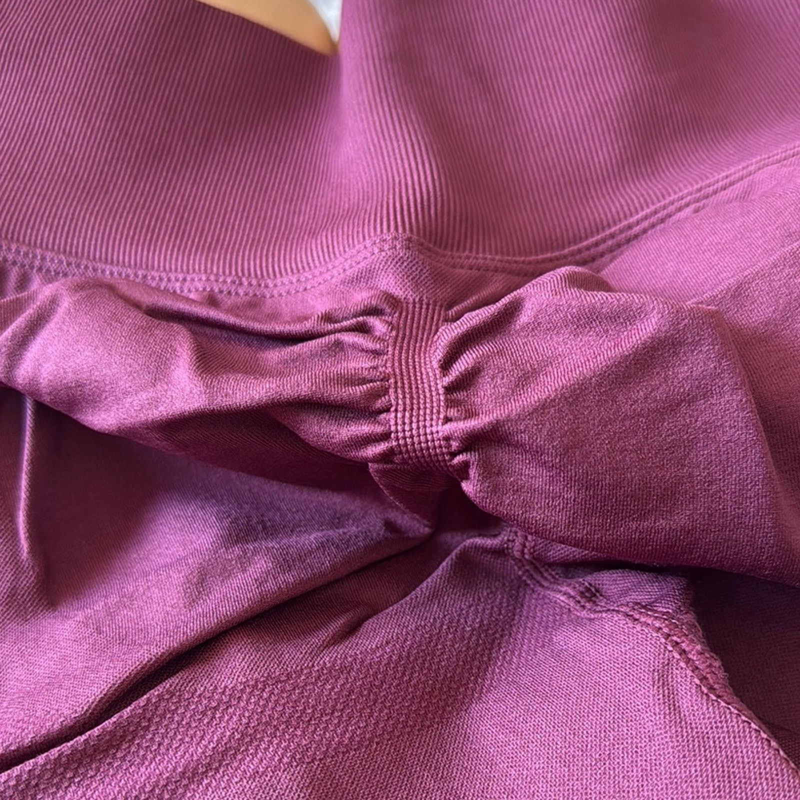 Other NEW Halara Seamless HighWaisted Butt Lifting Leggings Size S Size 27" / US 4 / IT 40 - 11 Thumbnail