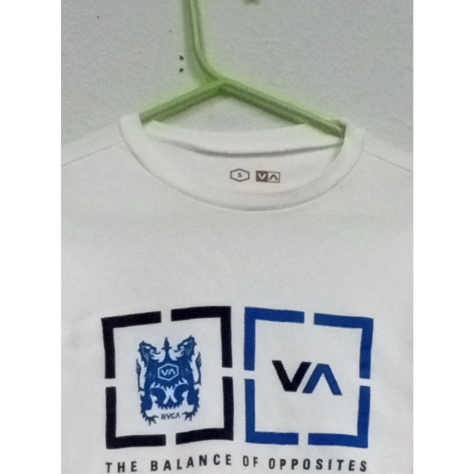 RVCA RVCA BALANCE OF OPPOSITES SMALL LONG SLEEVE SHIRT 36" CHEST MMA gym Mens S White Size US S / EU 44-46 / 1 - 3 Thumbnail
