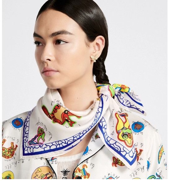 Dior o1w1db11024 Size: OS / Dragon Zodiac Square Scarf Size ONE SIZE - 5 Thumbnail