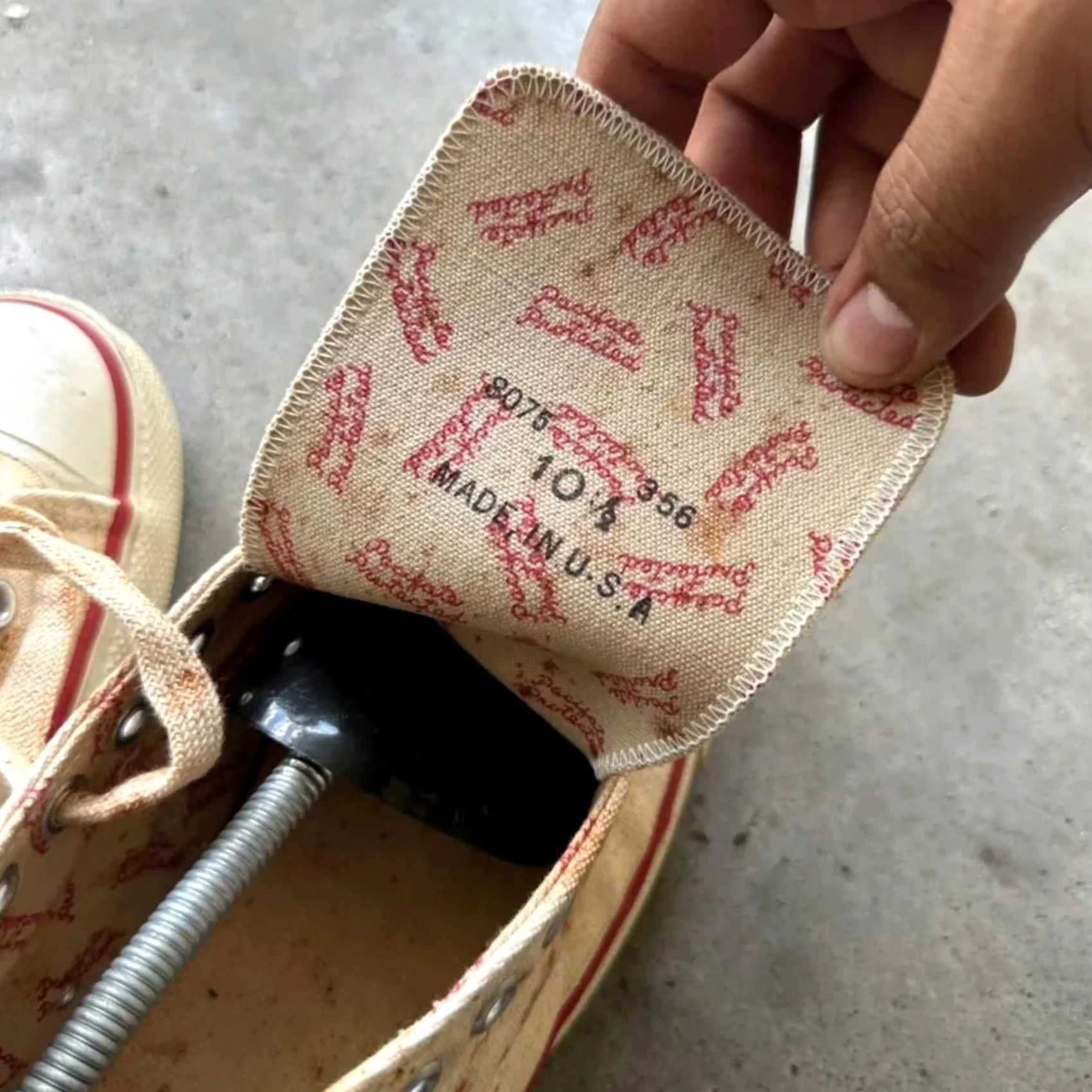 Bata VINTAGE Bata Bullets Converse Copies Sneakers Size 10.5 NOS Men White 60s Size US 11 / EU 44 - 6 Thumbnail