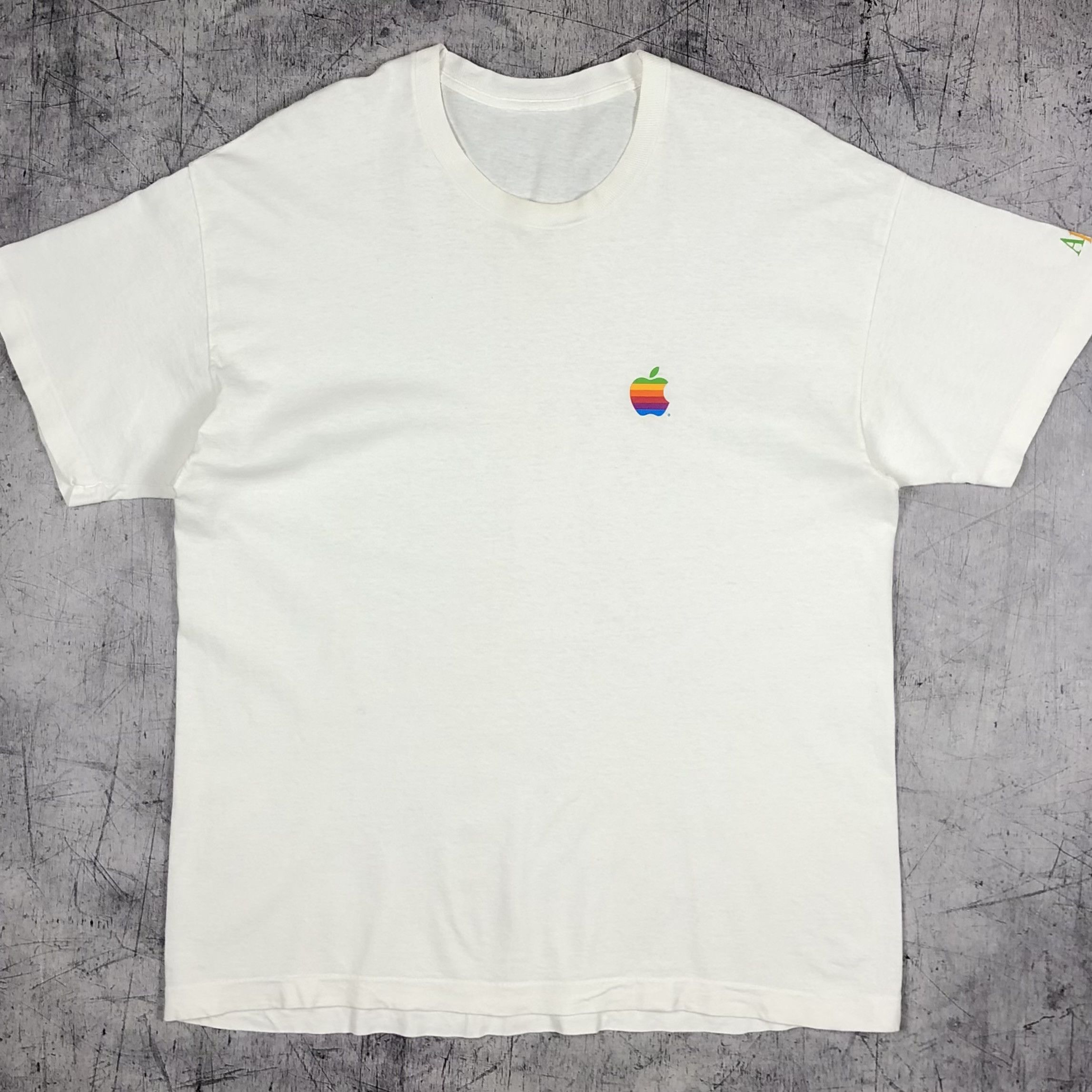 Apple 90s Apple Macintosh Rainbow Single Stitch Vintage Tee retro Size US XL / EU 56 / 4 - 1 Thumbnail