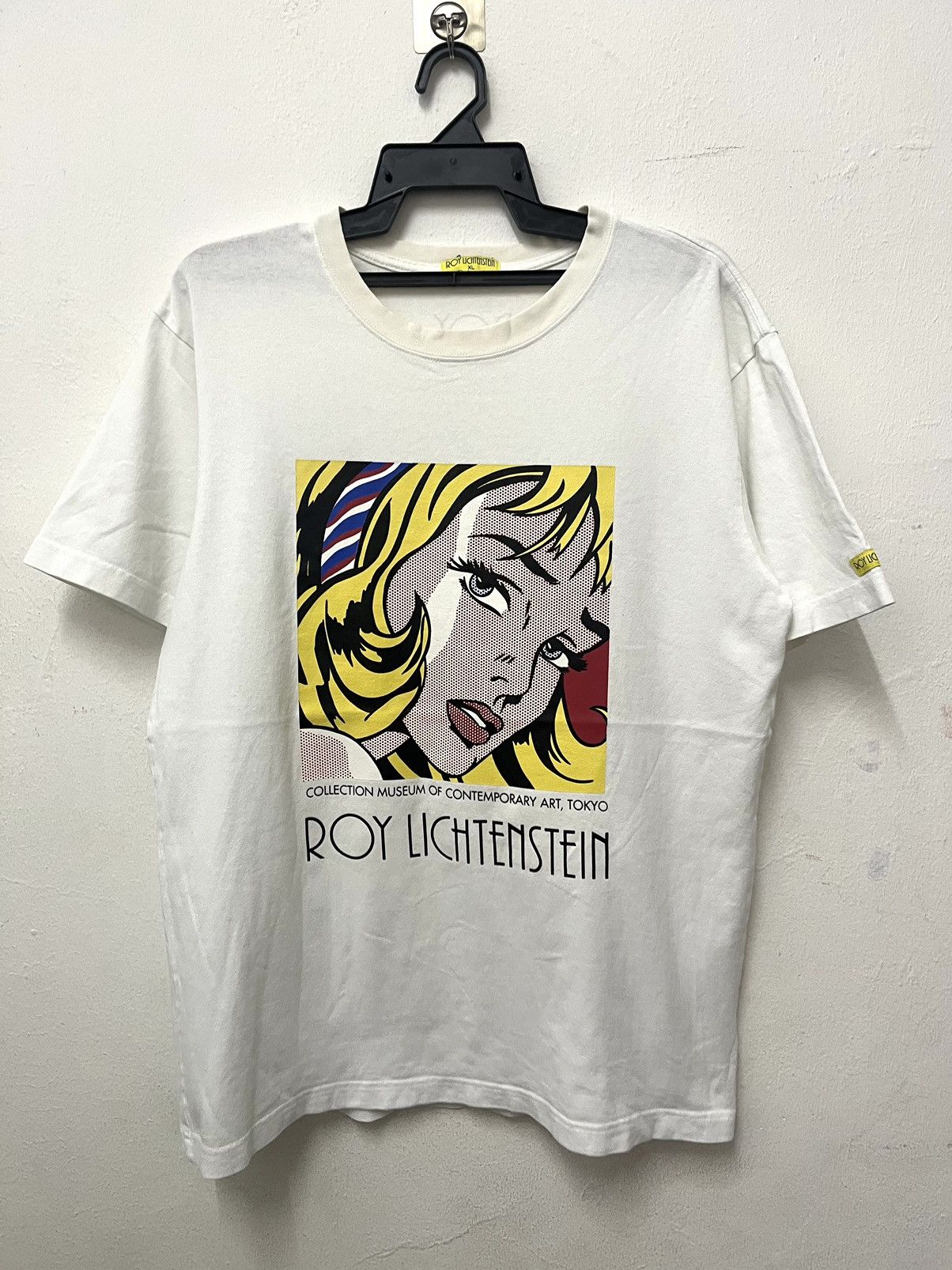 Vintage Vintage 90’s Roy Lichtenstein Photo Girl Tee Size US L / EU 52-54 / 3 - 1 Thumbnail