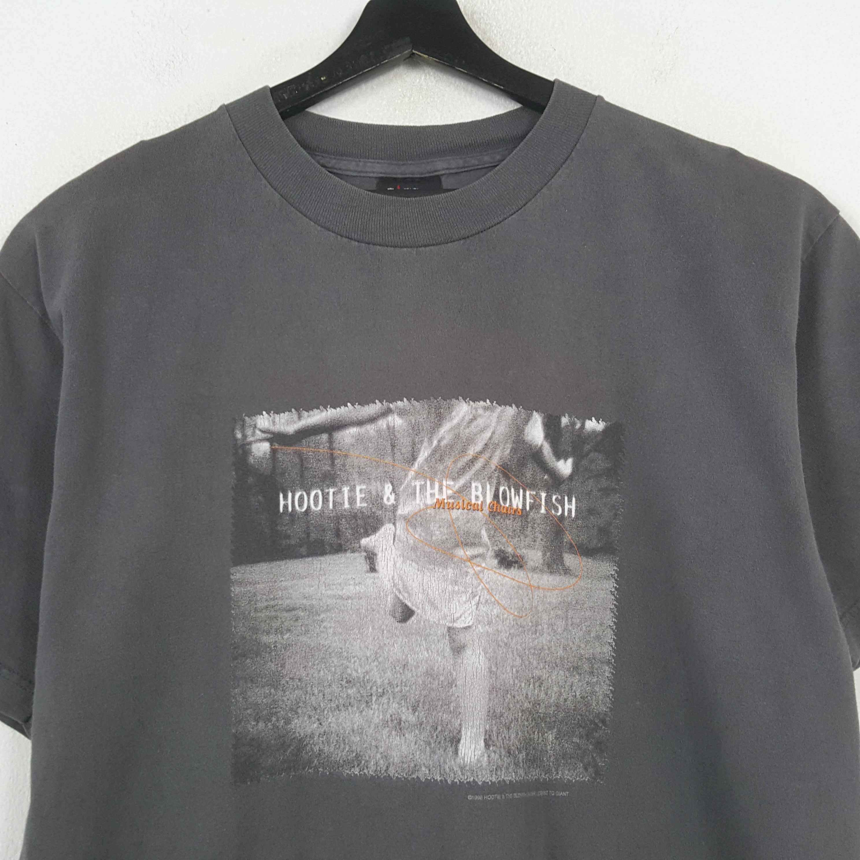 Band Tees Hootie & The Blowfish British Rock Band Vintage Tshirt 31 Size US M / EU 48-50 / 2 - 2 Thumbnail