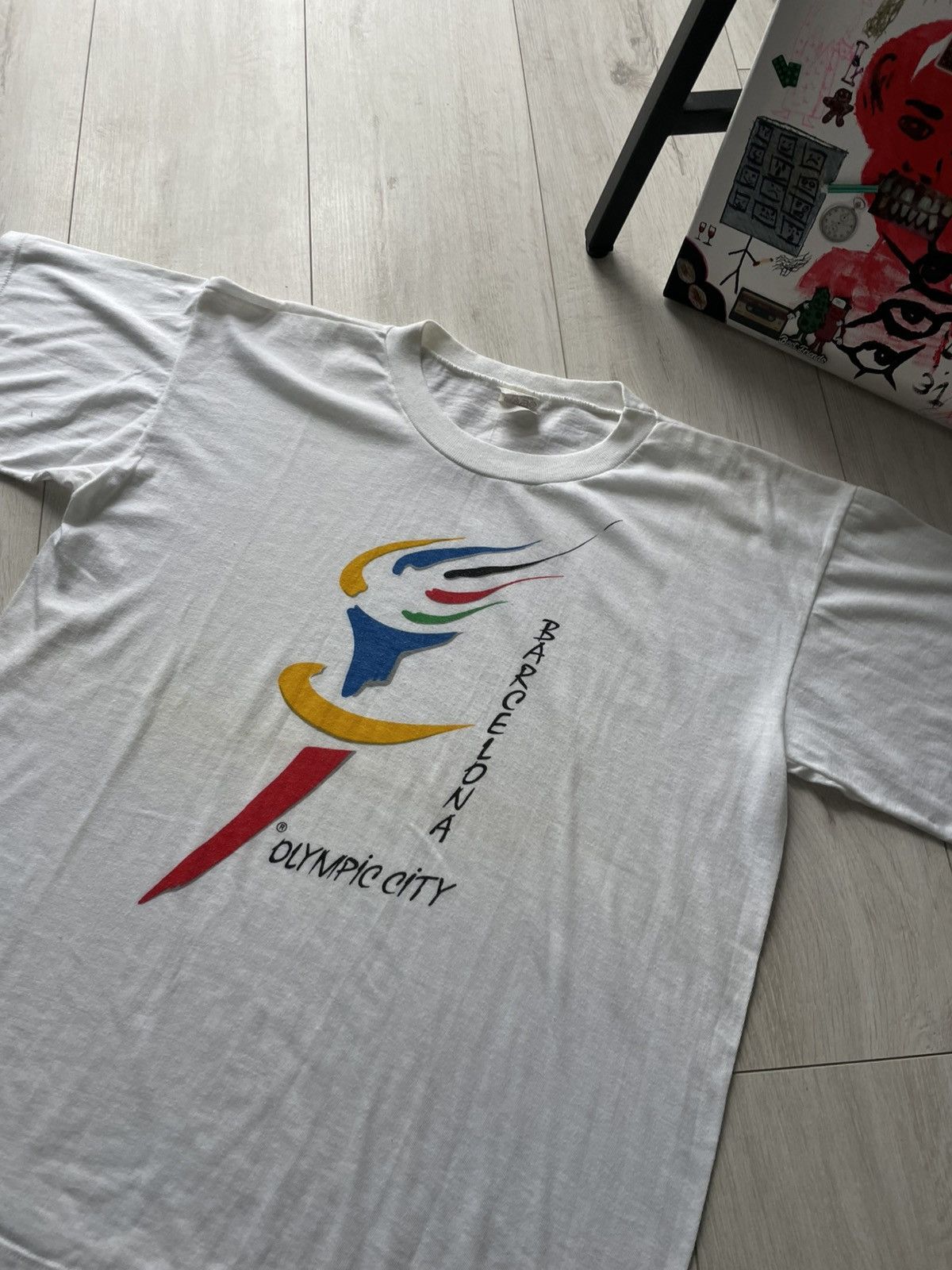 Vintage Vintage Barcelona Olympic City 1992 Art Designer T-Shirt Size US L / EU 52-54 / 3 - 2 Thumbnail