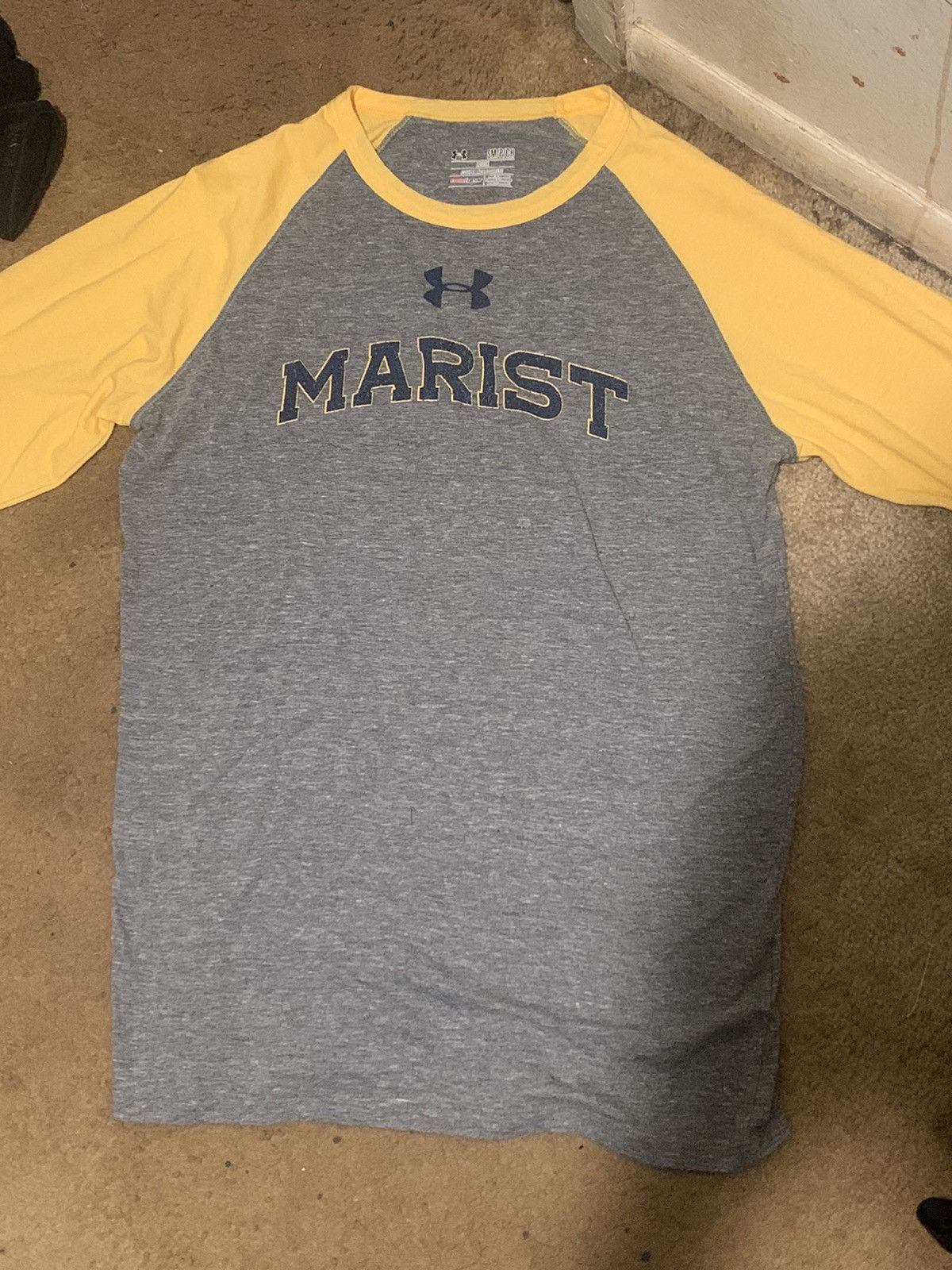 Under Armour Under Armour Yellow and Grey Marist Baseball Long Sleeve Tee Size US S / EU 44-46 / 1 - 1 Thumbnail
