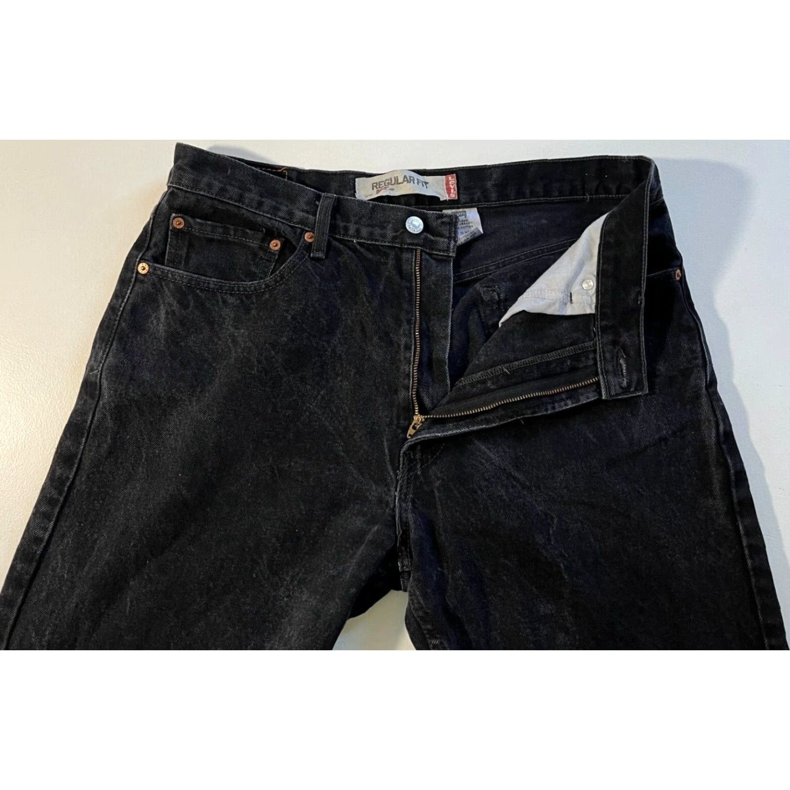 Levi's VINTAGE Levi's 505 Jeans Regular Fit Straight Night Black Mens 33x31 90s USA Denim Cotton Belt Loops Zip Size US 33 - 6 Thumbnail