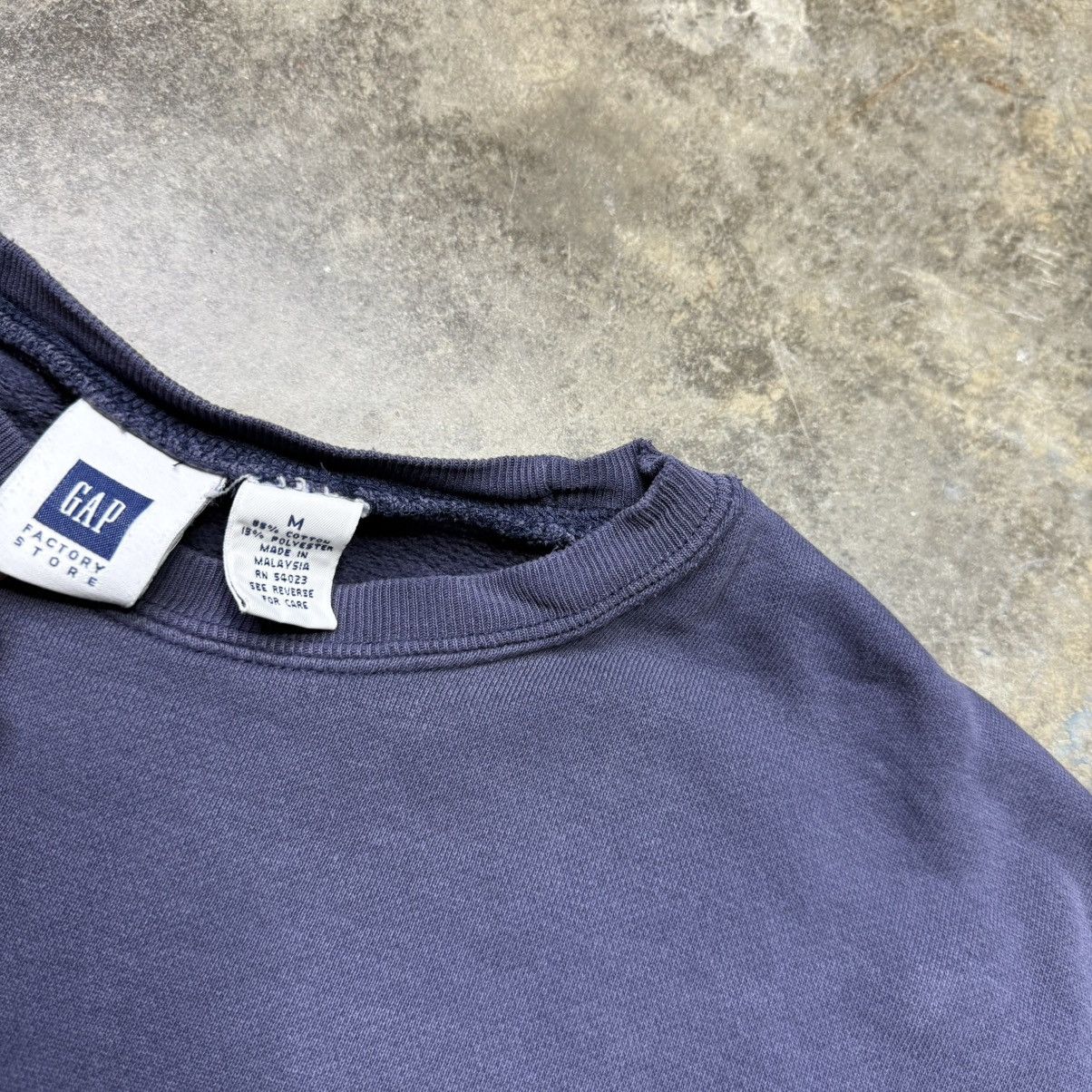 Gap vintage y2k gap navy blue baggy crop painter sweatshirt Size US M / EU 48-50 / 2 - 6 Thumbnail