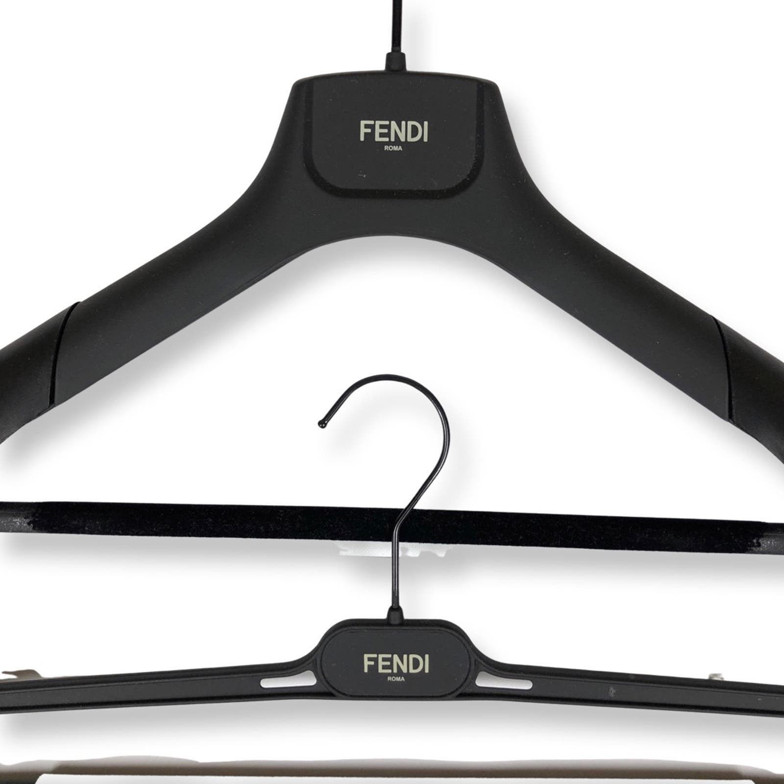 Fendi Fendi Logo Plastic Hangers Size ONE SIZE - 2 Thumbnail