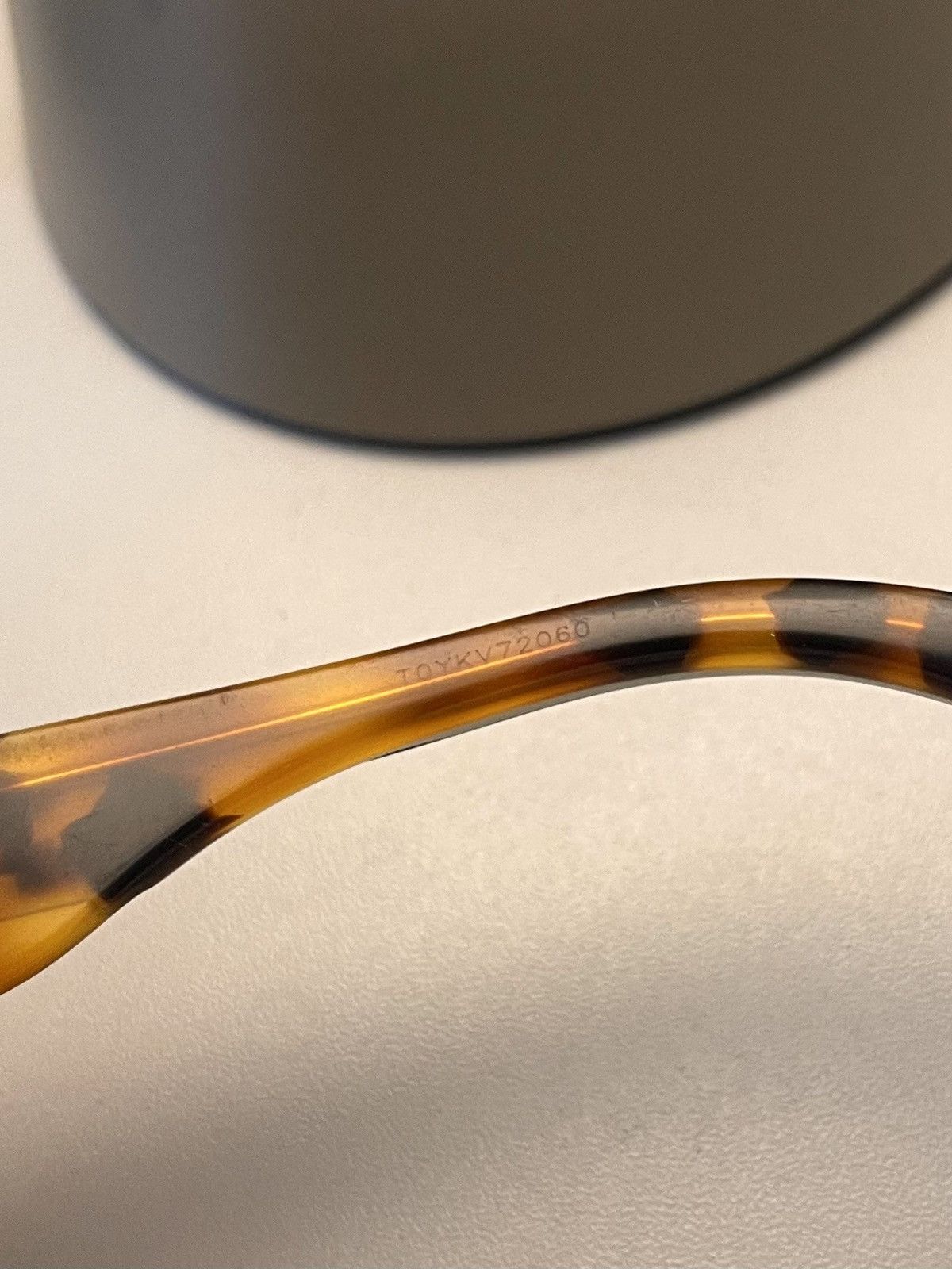 Gucci Gucci Vintage Sunglasses GG1301S 003 Made in Japan Size ONE SIZE - 8 Thumbnail