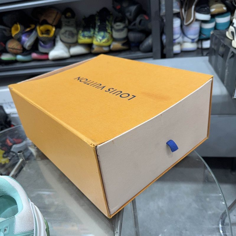 Louis Vuitton Louis Vuitton Trainer Low Top in Tiffany Green -2508 Size US 8.5 / IT 38.5 - 6 Thumbnail