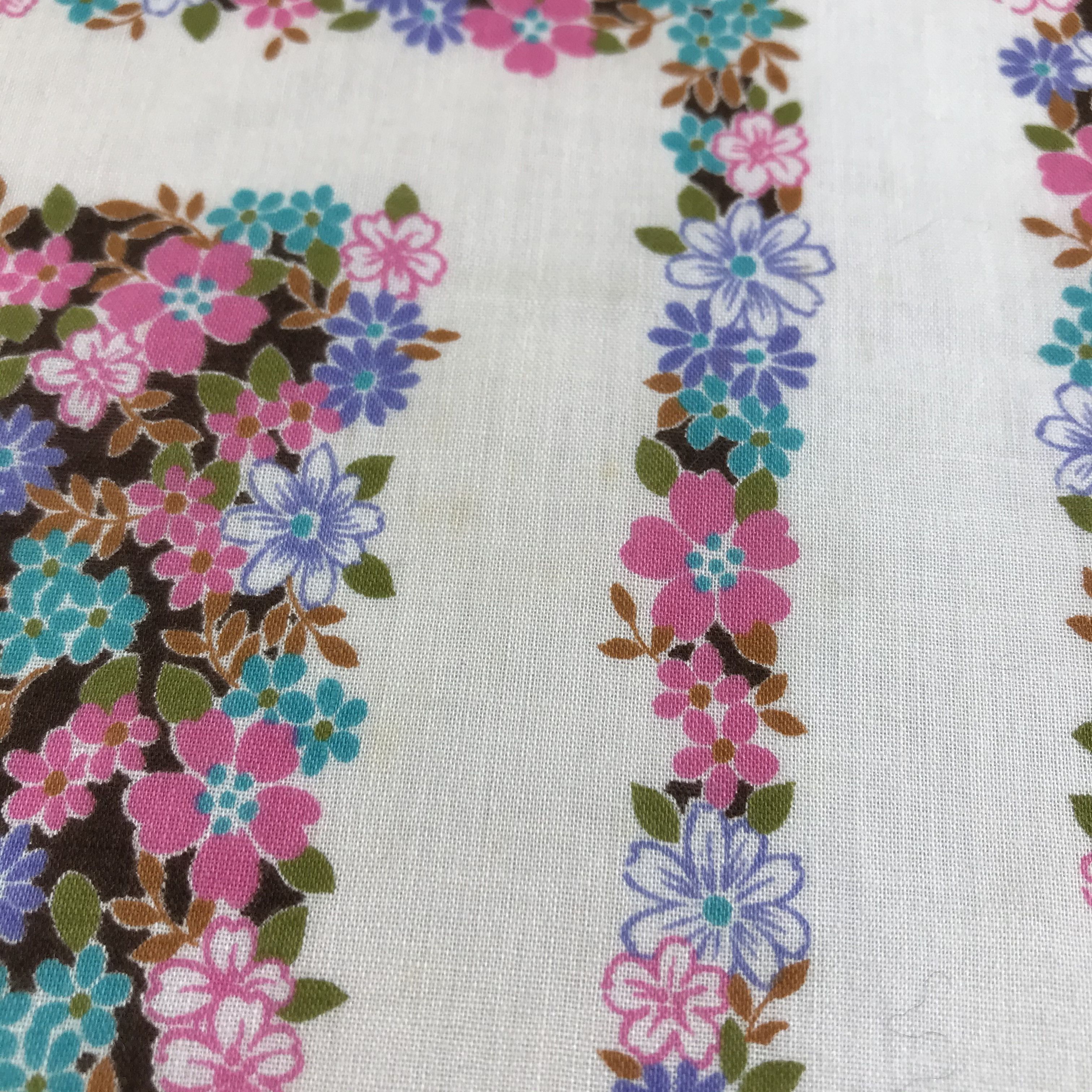 Pierre Balmain Pierre Balmain Floral Handkerchief Neckerchief Bandana H987 Size ONE SIZE - 6 Thumbnail