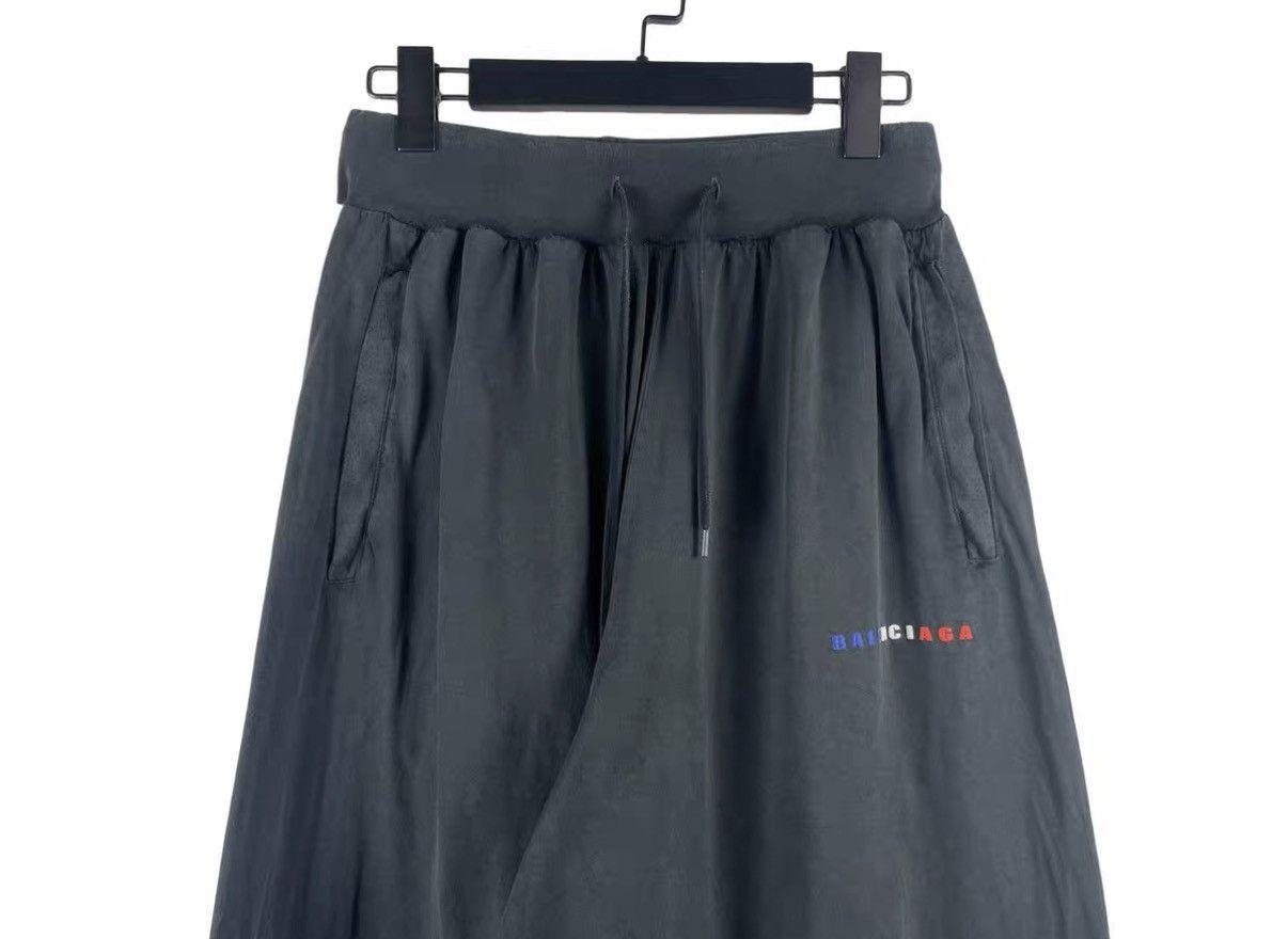 Balenciaga Balenciaga SS25 Cotton Mid-Rise Track Pants J31 Size US 30 / EU 46 - 3 Thumbnail