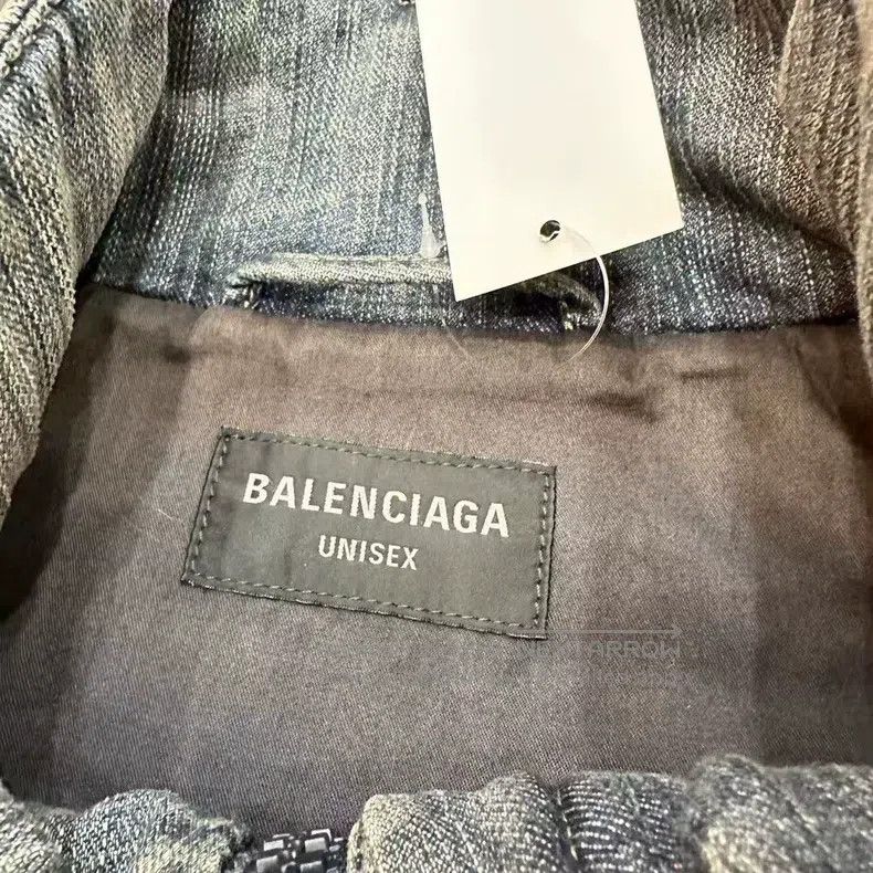 Balenciaga Balenciaga Washed Retro Distressed Parka Denim Jacket Size US S / EU 44-46 / 1 - 5 Thumbnail
