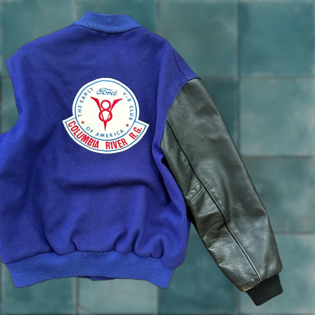 Vintage Yes Dehen Brand Polo? Wait not.