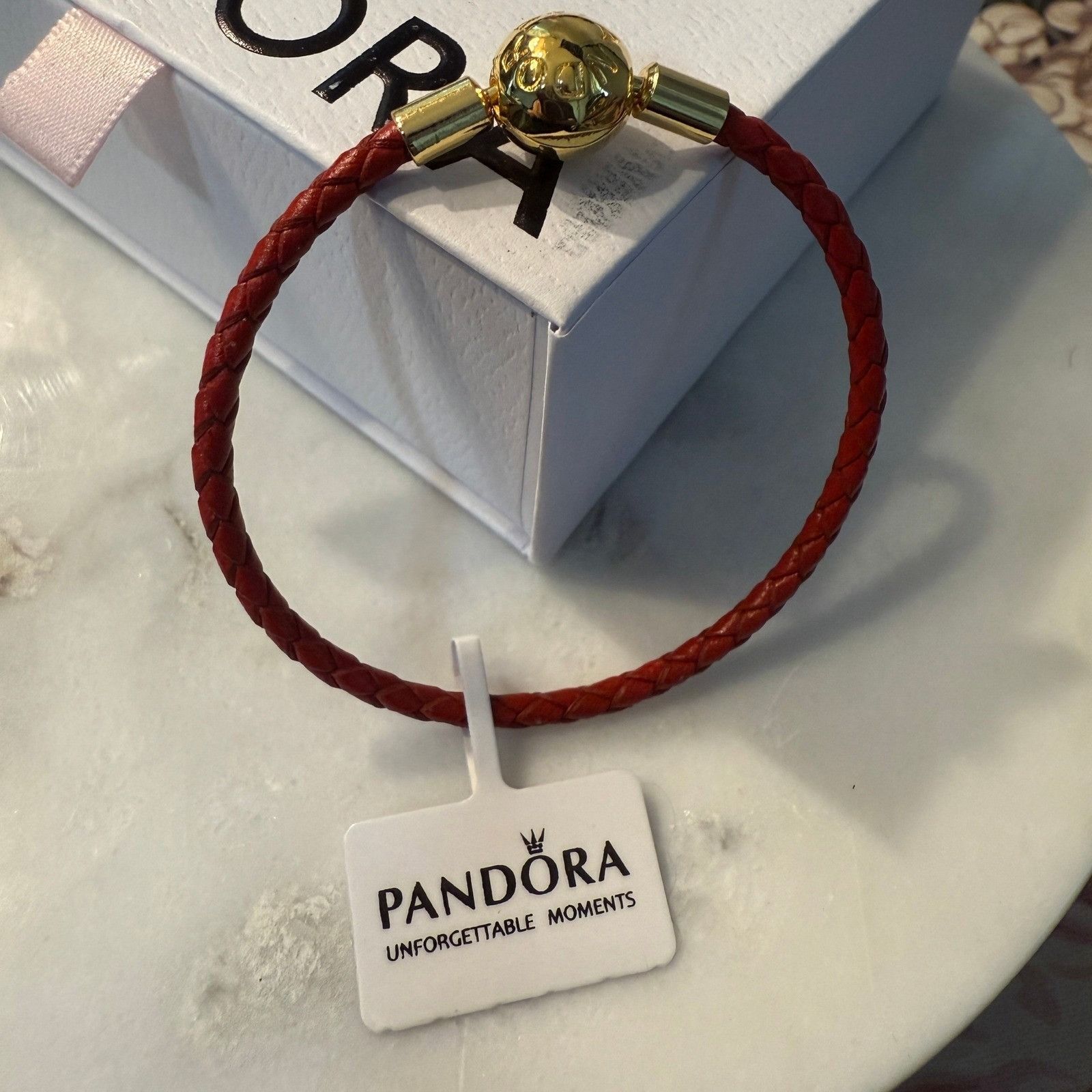 pandora Authentic Pandora, SZ 19CM, Red Braided Leather, Gold Plated Size ONE SIZE - 1 Thumbnail