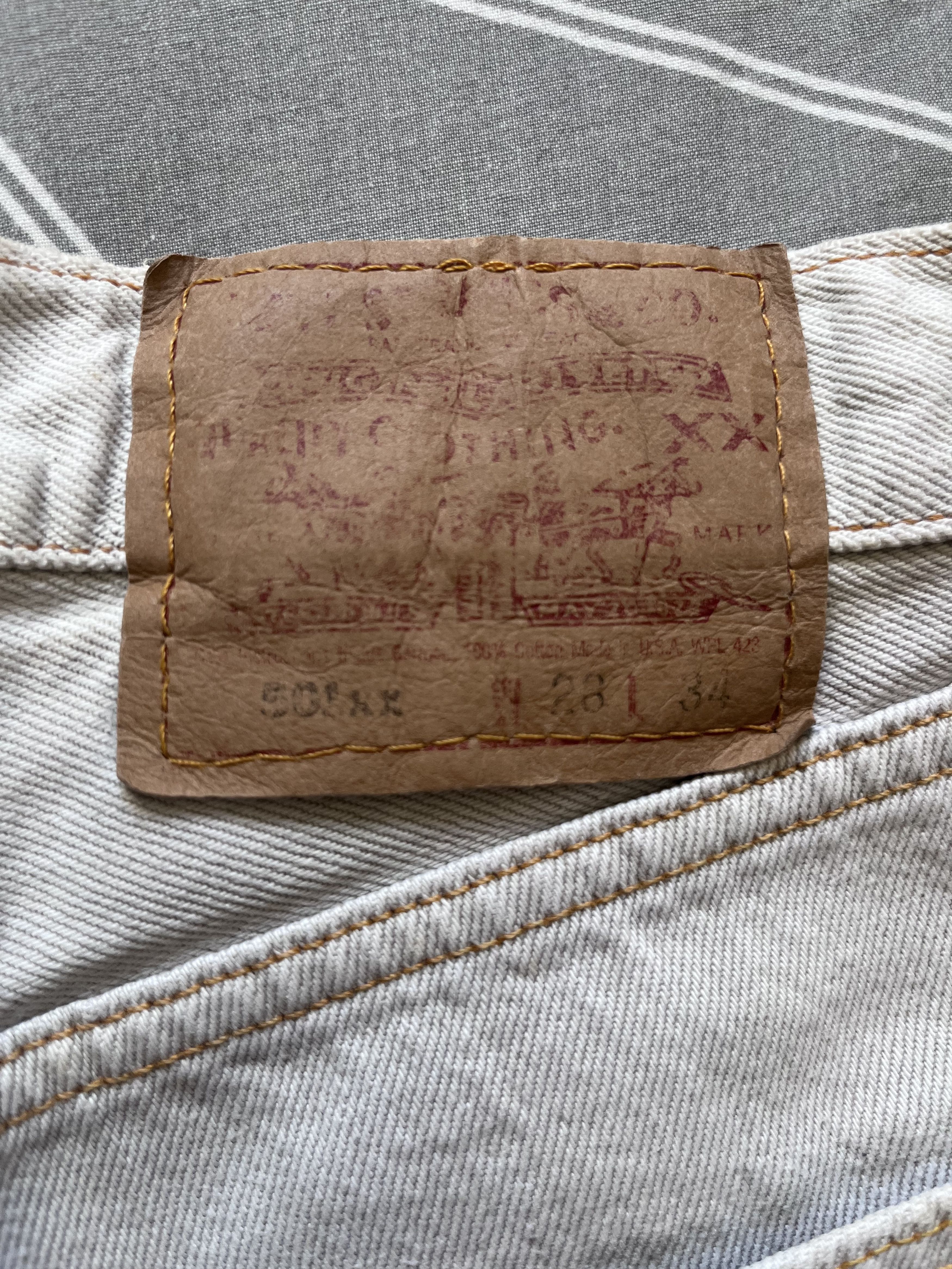 Levi's Levi’s 501XX Men’s Jeans W28 L34 – USA 1995 – Beige– Vintage Size US 30 / EU 46 - 4 Thumbnail