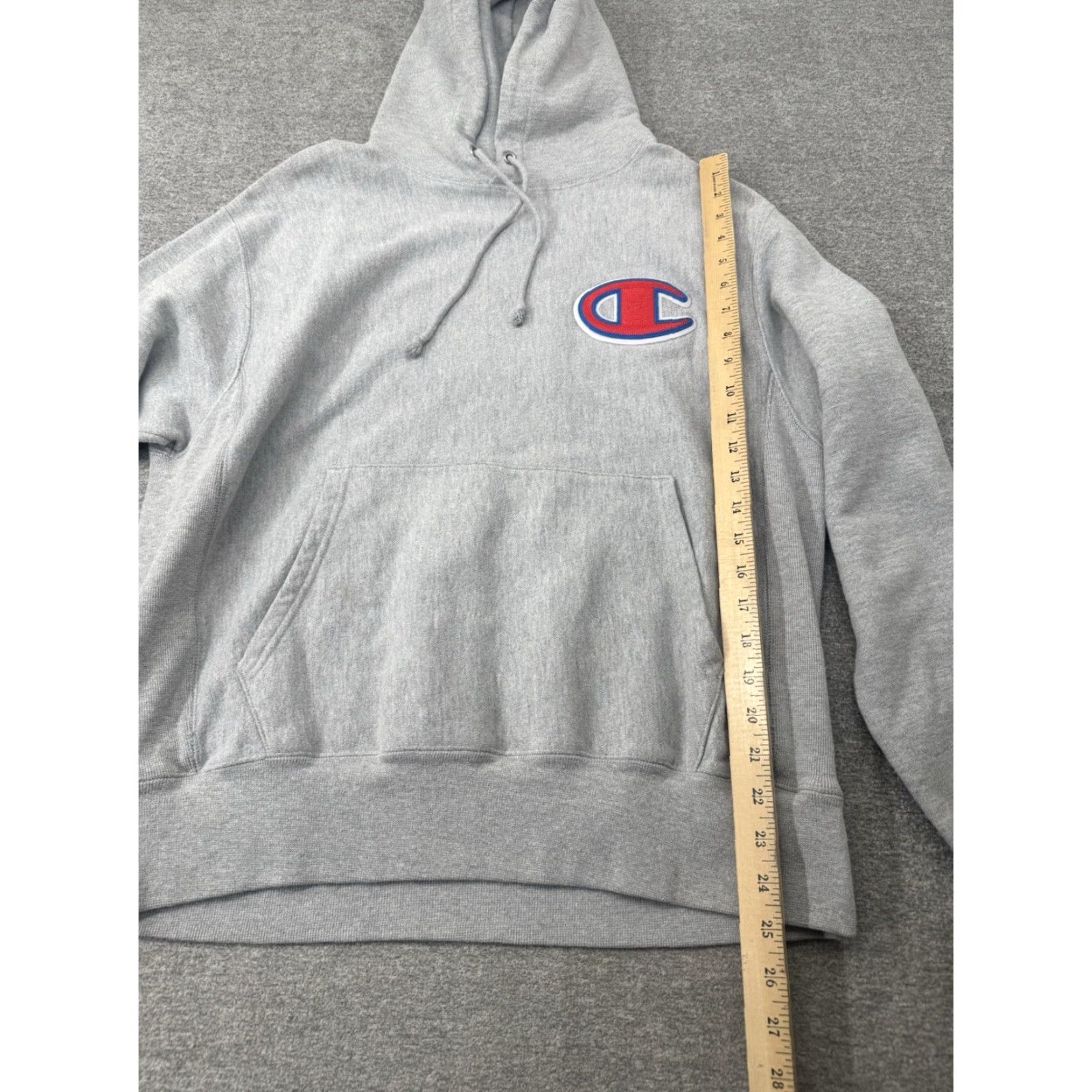 Champion VINTAGE Champion Reverse Weave Gray Hoodie Men’s M Logo Red Blue Pullover Reversible Big Logo Men Size US M / EU 48-50 / 2 - 4 Thumbnail
