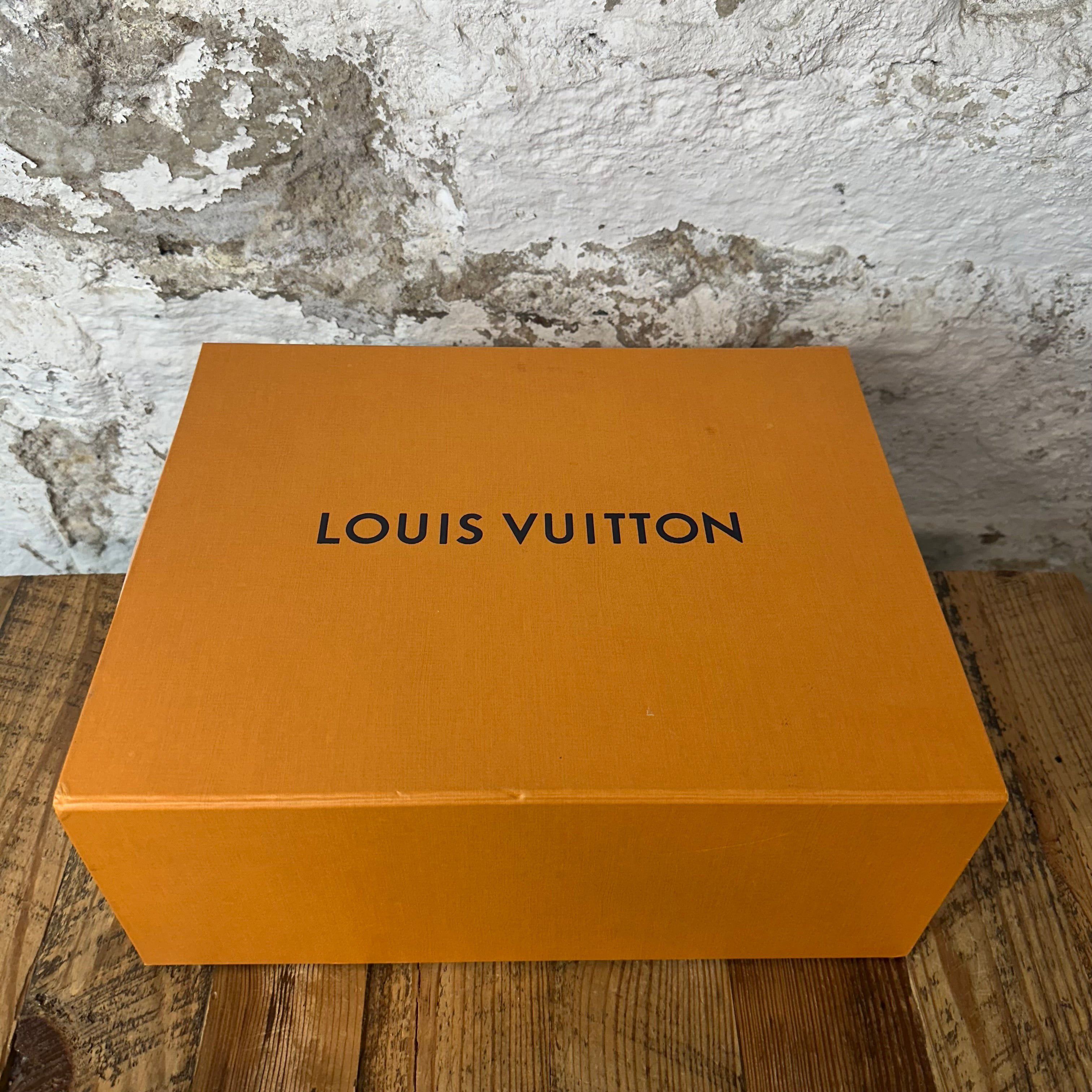 Louis Vuitton Louis Vuitton White Translucent Trainer Sneaker Sz 11.5 10LV Size US 11.5 / EU 44-45 - 7 Thumbnail