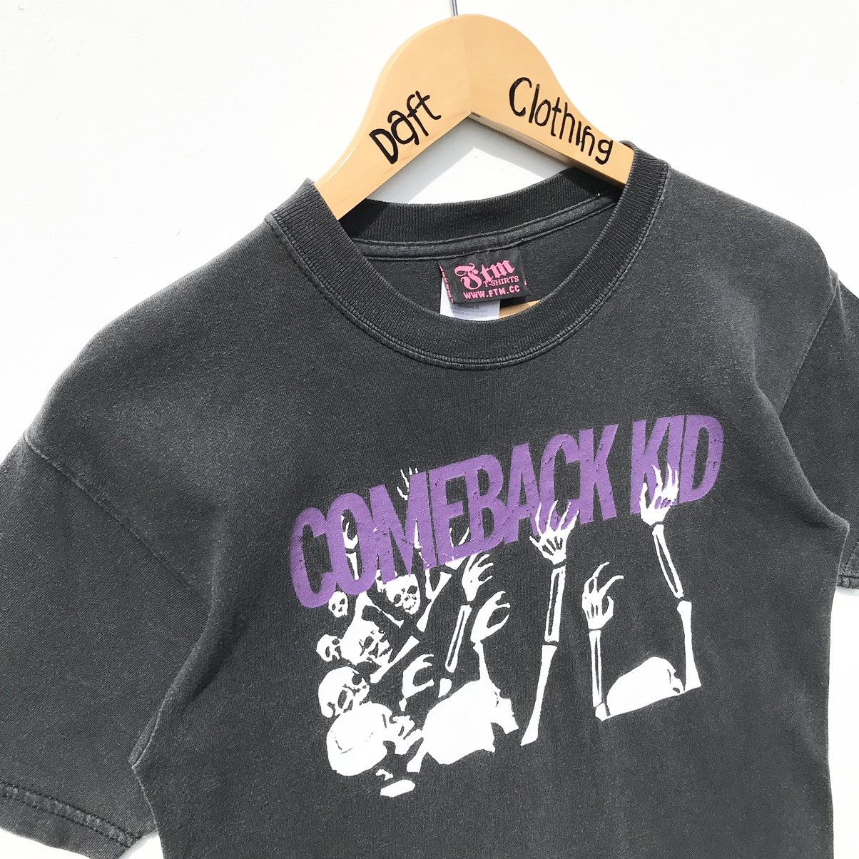 Band Tees Vintage Comeback Kid Hardcore Punk Band Shirt Sunfaded Size US S / EU 44-46 / 1 - 5 Thumbnail