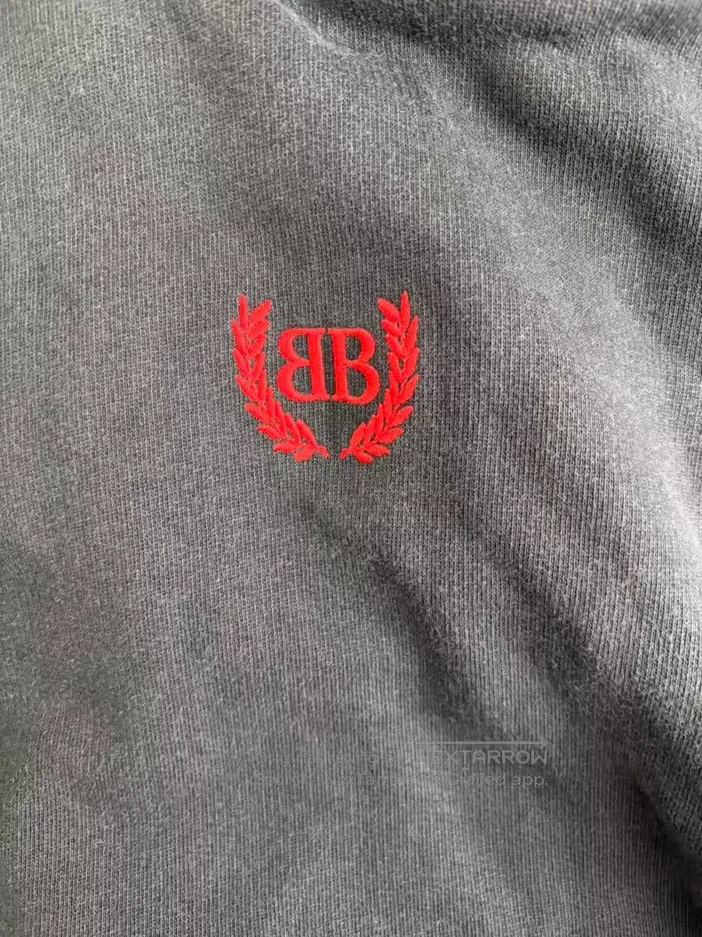 Balenciaga Balenciaga Logo Emblem Hooded Long Sleeve Sweatshirt Size US M / EU 48-50 / 2 - 3 Thumbnail