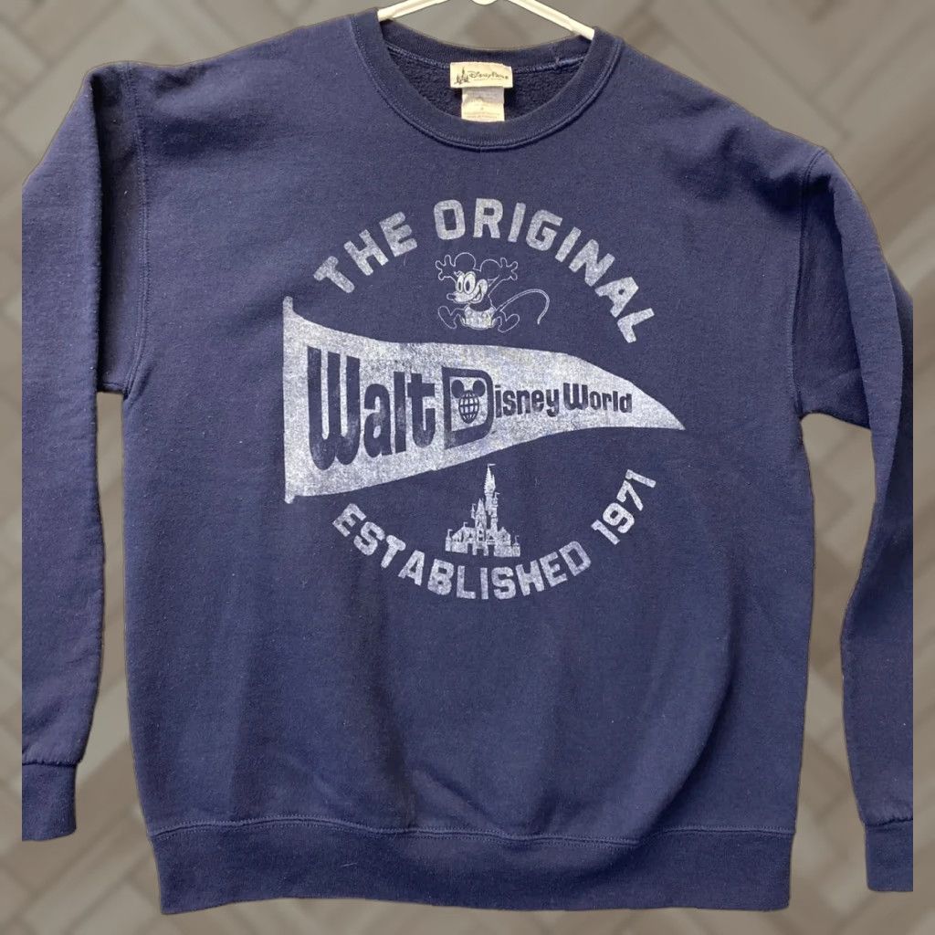 Disney VINTAGE Disney Parks Sweater M Adult Navy Blue Pullover Logo Casual Mens Size US M / EU 48-50 / 2 - 1 Thumbnail