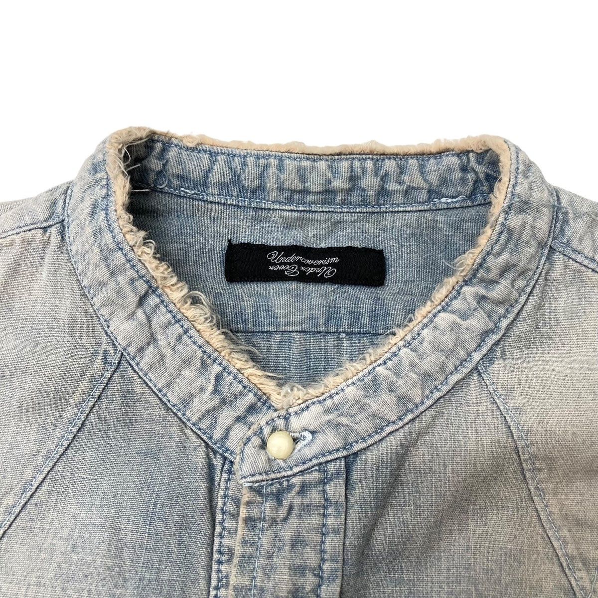 Undercover Undercover 12AW Shambray Bullover Denim Shirt J9404-2 Size US M / EU 48-50 / 2 - 8 Thumbnail