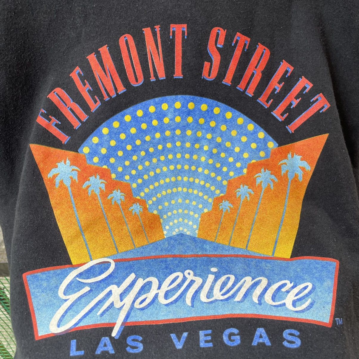 Vintage 🔥Vintage 90s Freemont Las Vegas Big Logo Sweatshirts Size US XS / EU 42 / 0 - 6 Thumbnail