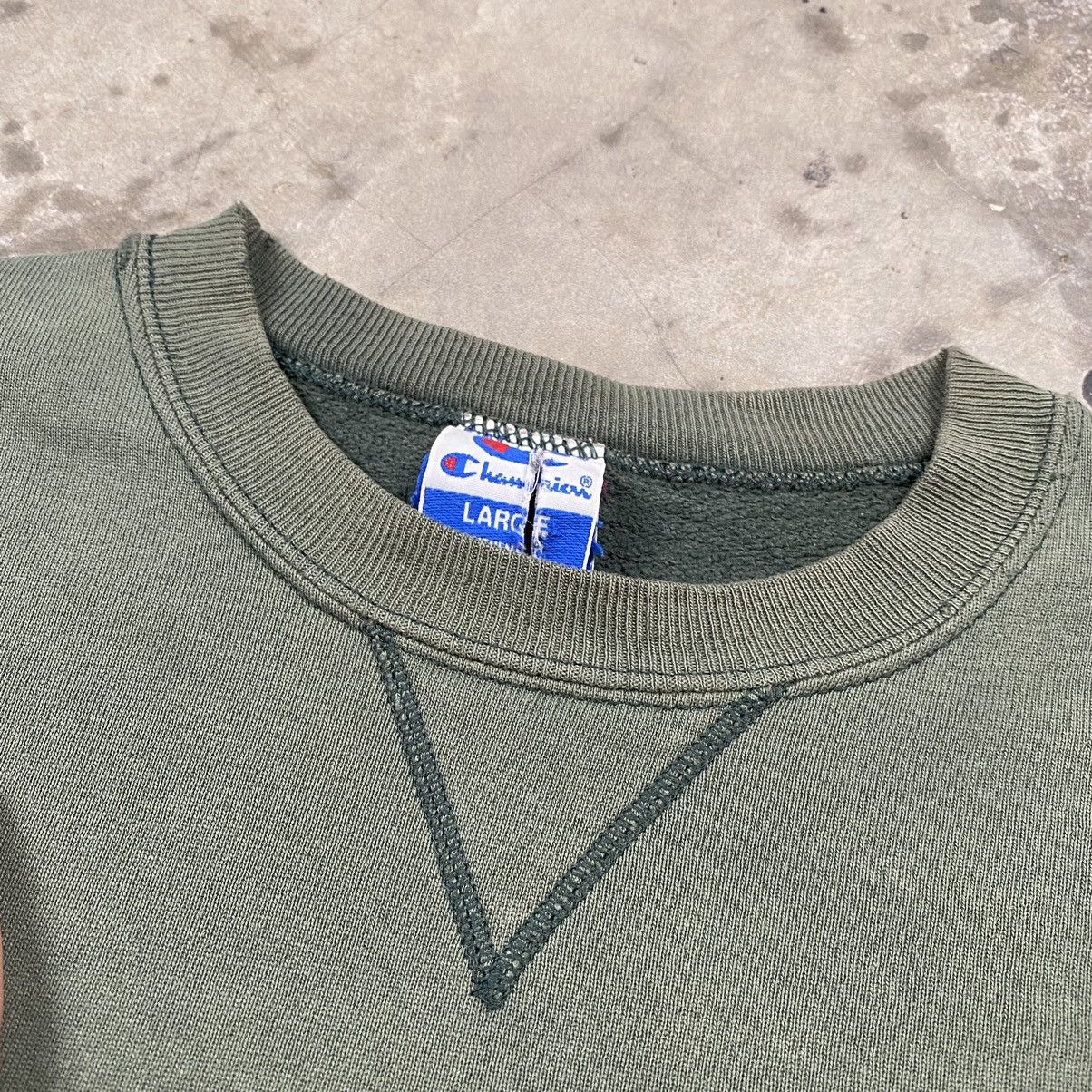 Champion 90s Champion Sunfaded Army Boxy Crewneck Size US L / EU 52-54 / 3 - 5 Thumbnail