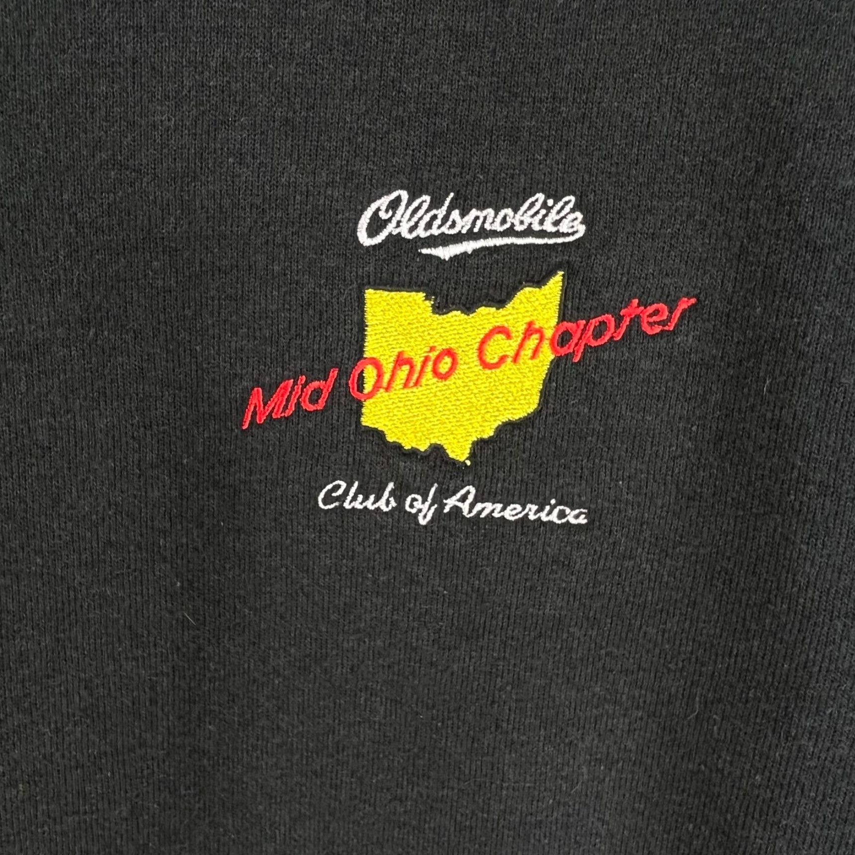 Hanes VINTAGE Oldsmobile Mid Ohio Car Club Adult Size M Black Embroidered Hanes Tag Sweatshirt Size US M / EU 48-50 / 2 - 2 Thumbnail
