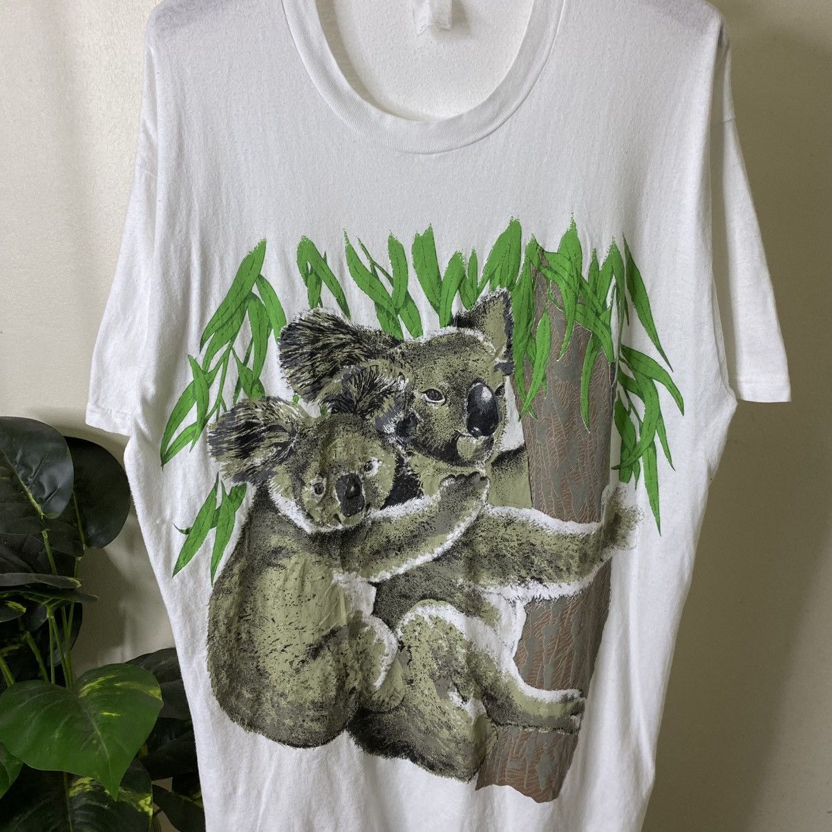 Vintage Vintage 1990s Koala Habitat Animal T Shirt Size US XL / EU 56 / 4 - 2 Thumbnail