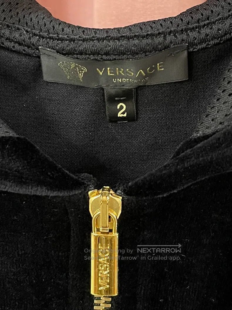 Versace Versace Black plush zip jacket Size US M / EU 48-50 / 2 - 3 Thumbnail