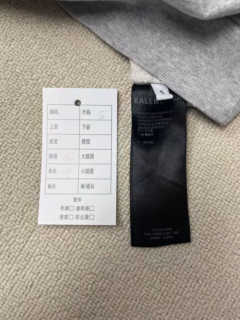 Balenciaga Balenciaga Logo Letter Printed Casual Sweatshirt Size US XXL / EU 58 / 5 - 4 Thumbnail