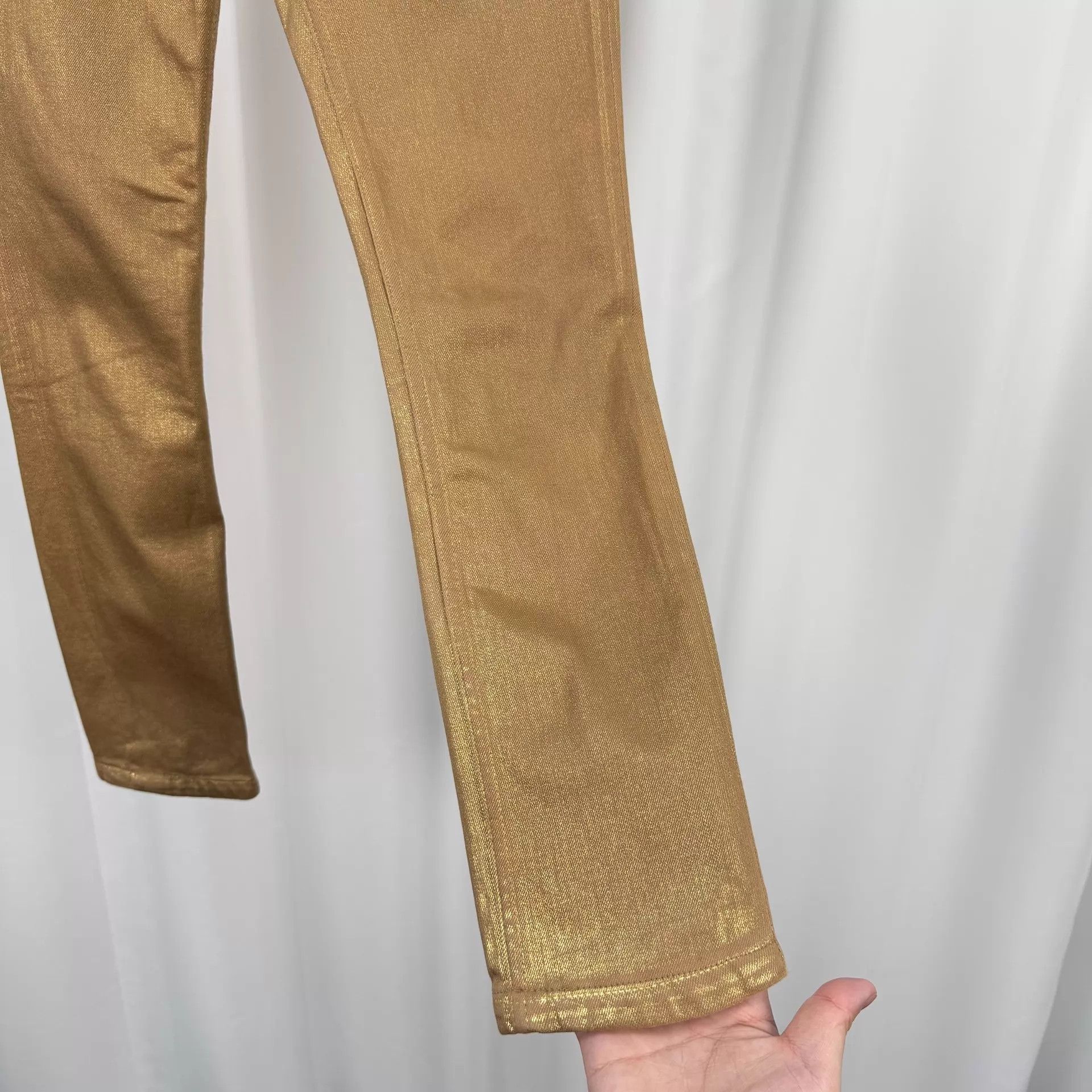 Louis Vuitton LV Gold Painted Leather Patch Jeans 36 New Size 26" / US 2 / IT 38 - 4 Thumbnail