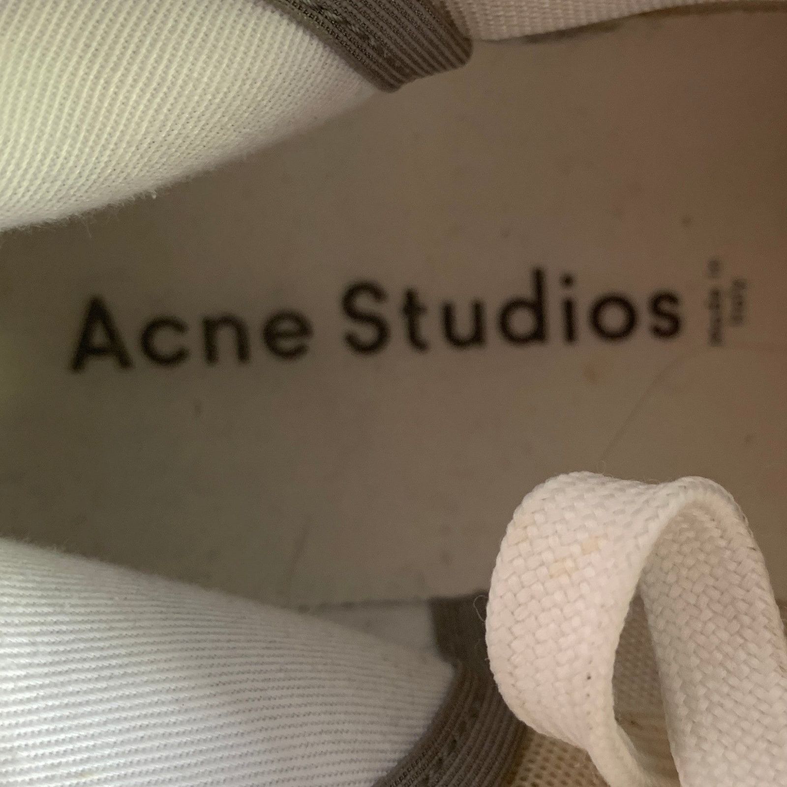 Acne Studios ACNE STUDIOS White Cream Distressed Suede Lace Sneakers Size US 10 / EU 43 - 8 Thumbnail