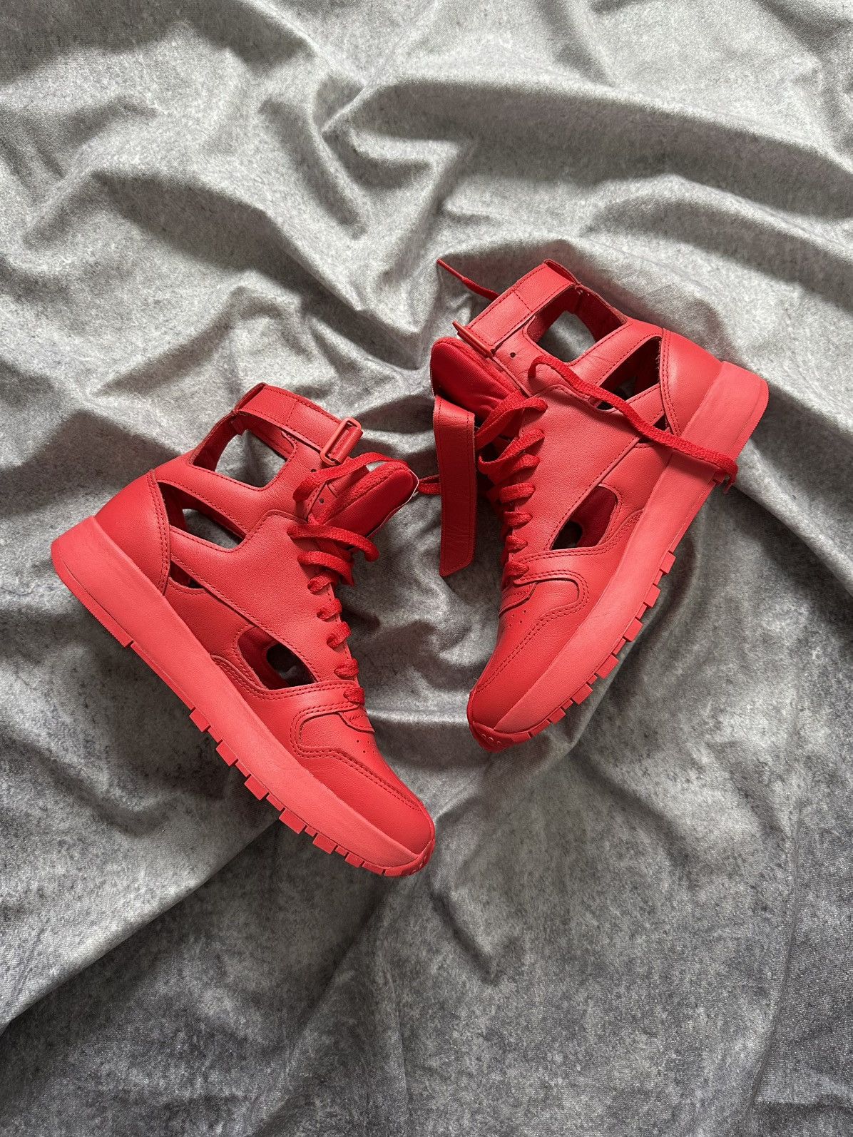 Maison Margiela × Reebok Maison Margiela X Reebok Classic Tabi High Sneakers Size US 8 / EU 41 - 5 Thumbnail