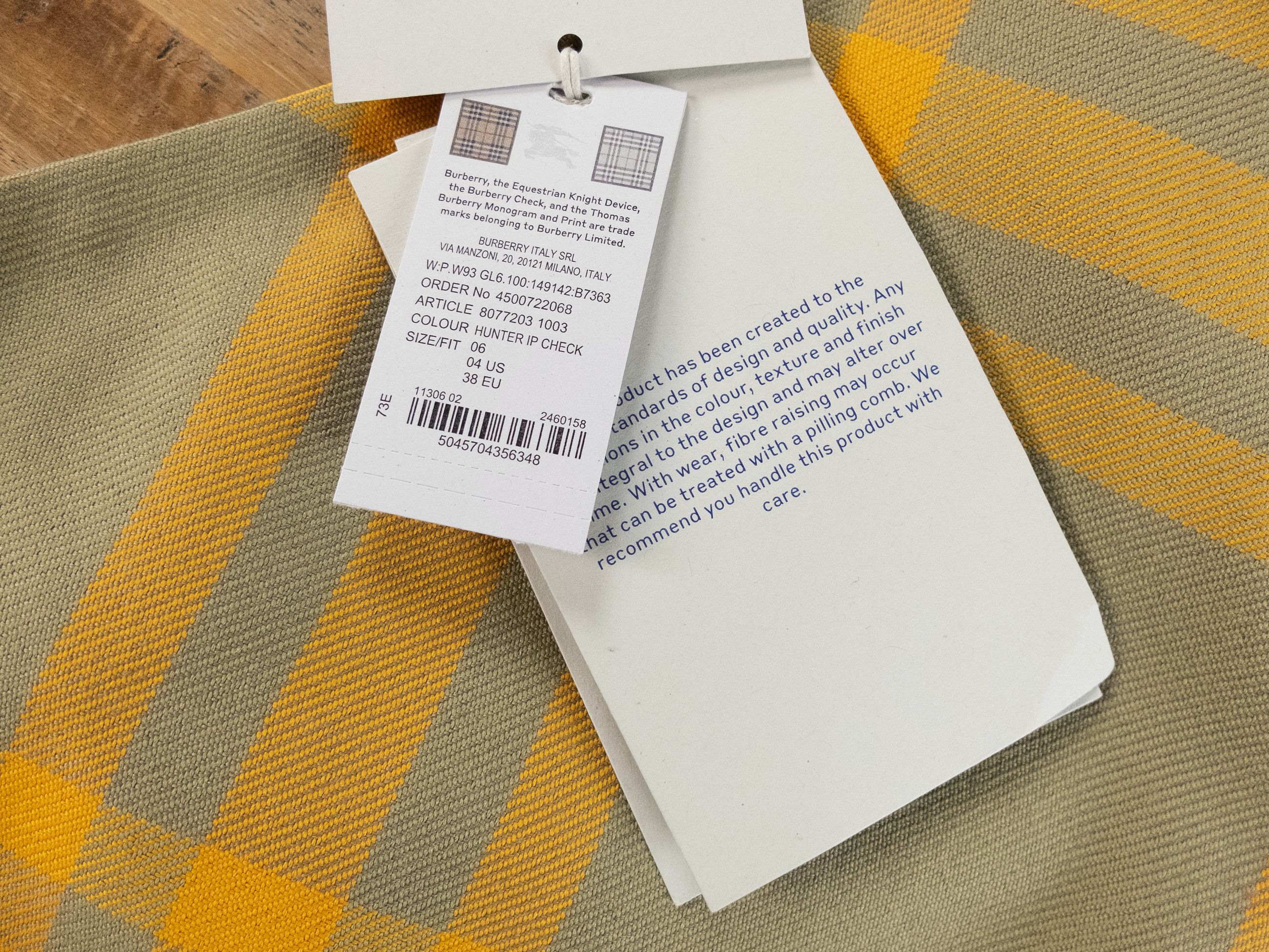 Burberry BURBERRY yellow beige check midi hunter skirt Daniel Lee Size 27" / US 4 / IT 40 - 7 Thumbnail