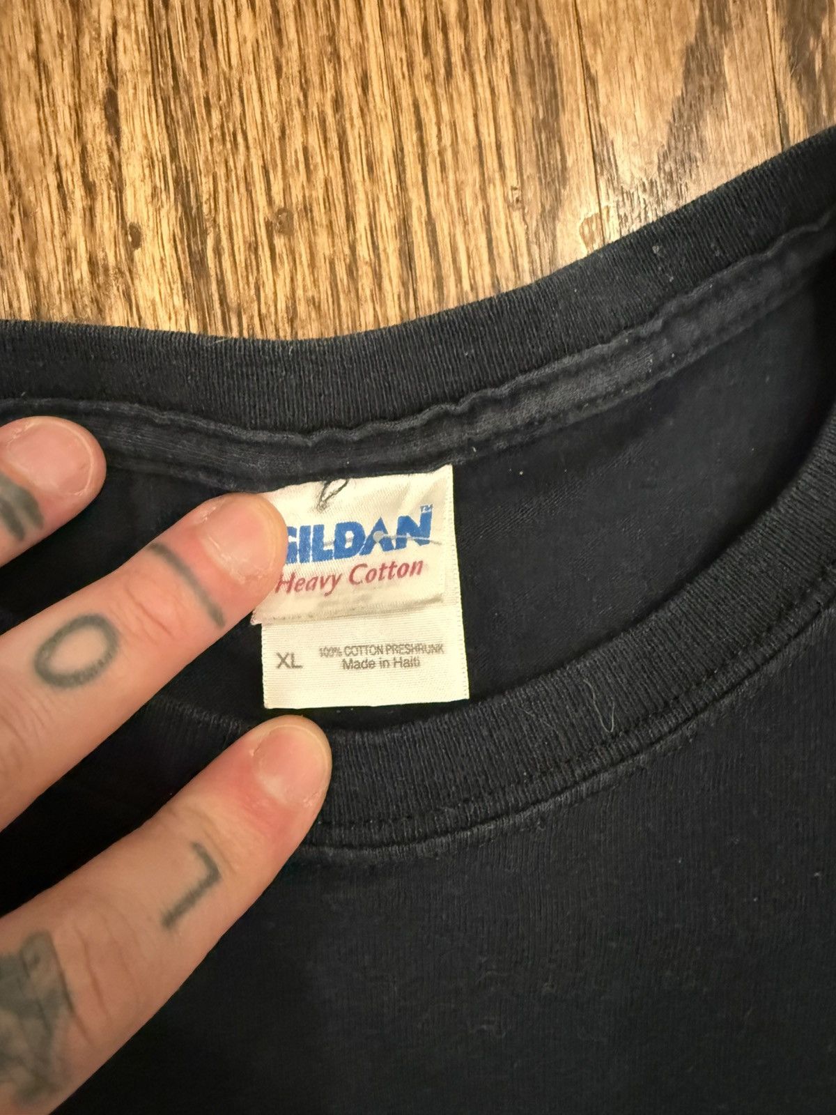 Other Victory Records | Classic Logo Shirt - Large Size US XL / EU 56 / 4 - 3 Thumbnail