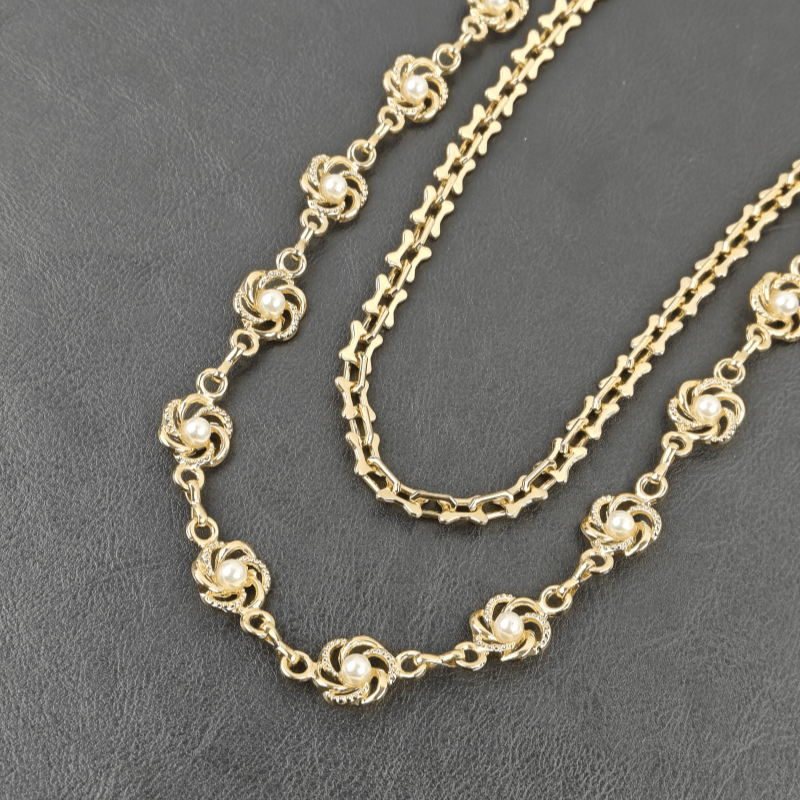 Jewelry Golden Rose Pearl Pants Chain Elegant Accessory Size ONE SIZE - 4 Thumbnail