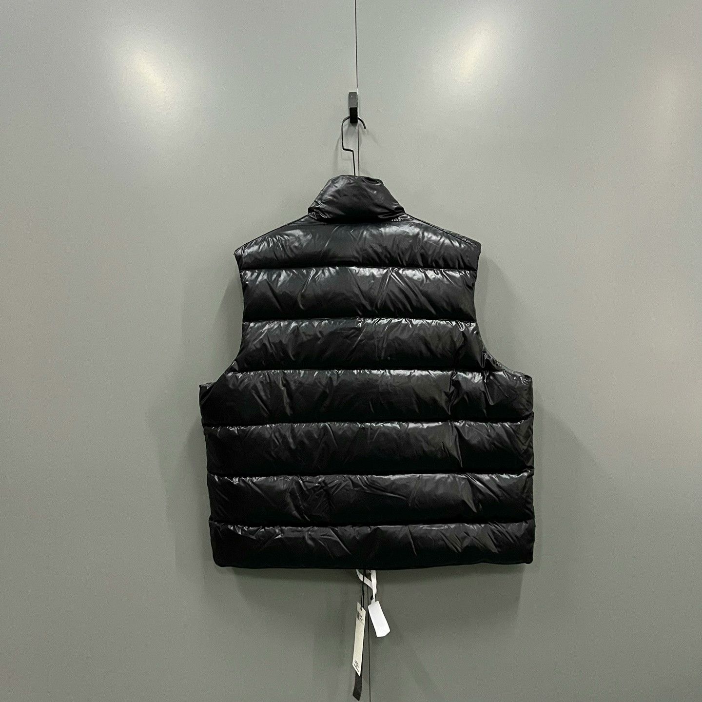 Moncler Moncler Black Logo Down Vest Size US M / EU 48-50 / 2 - 2 Thumbnail