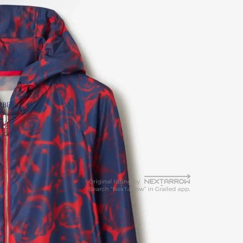 Burberry Burberry Burgundy Nylon Winter Hoodie. Size US XS / EU 42 / 0 - 4 Thumbnail