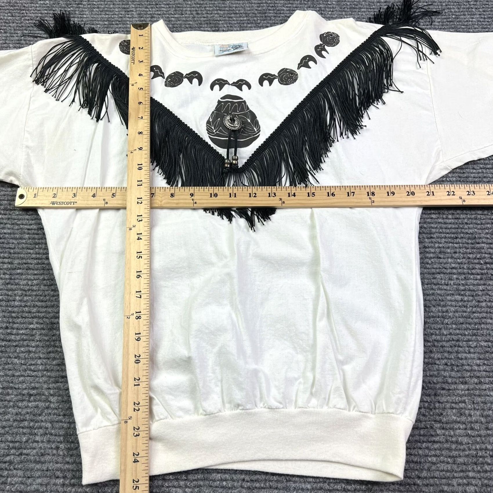 Native VINTAGE Western Native Aztec Short Sleeve Crewneck Small Cotton Canvas Logo Graphic Print Pullover Sweatshirt Men XS? No, size S Size US 29 - 4 Thumbnail