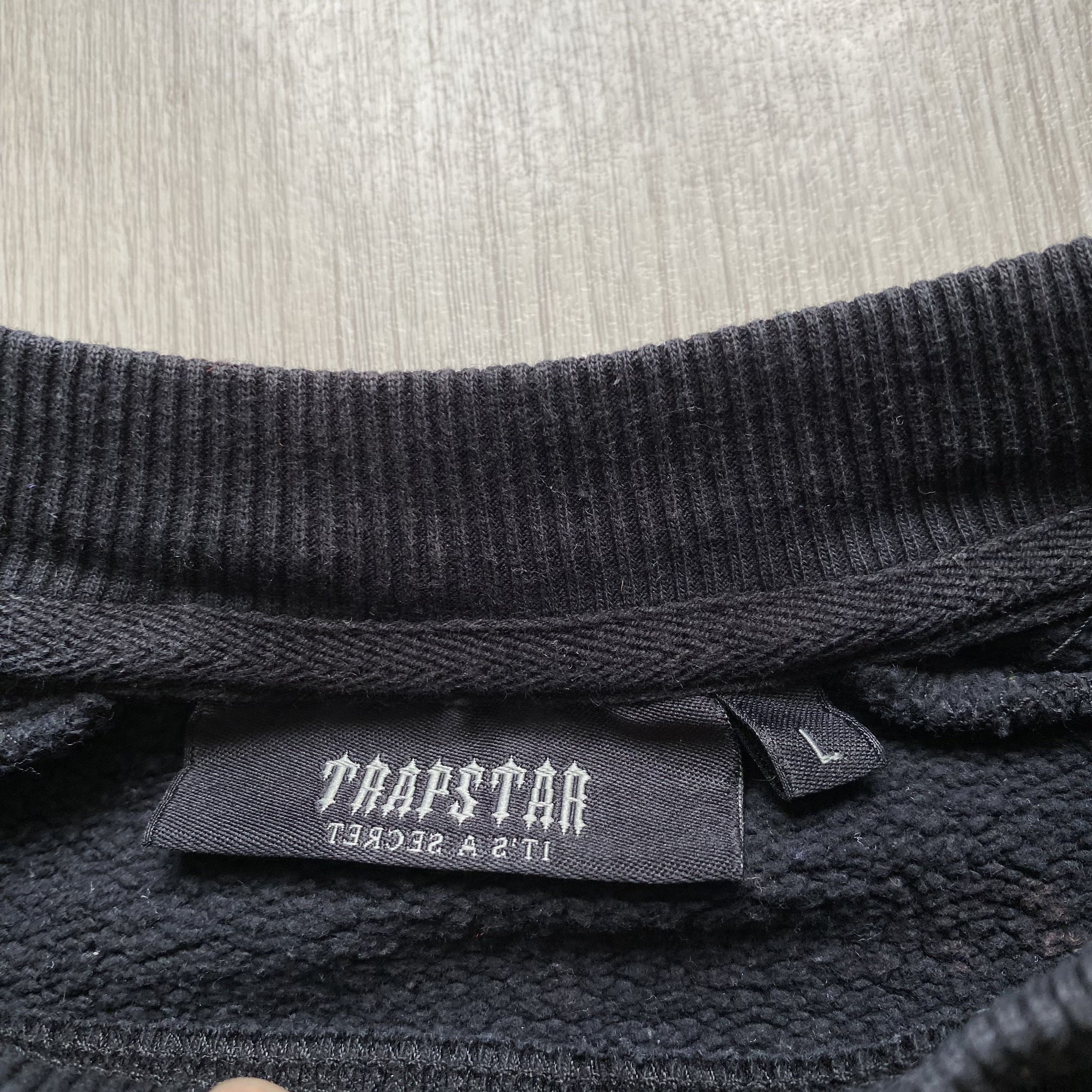Trapstar London 👟 Faded Trapsrar Boxy Sweatshirt Neck Logo London Cortiez Size US M / EU 48-50 / 2 - 7 Thumbnail