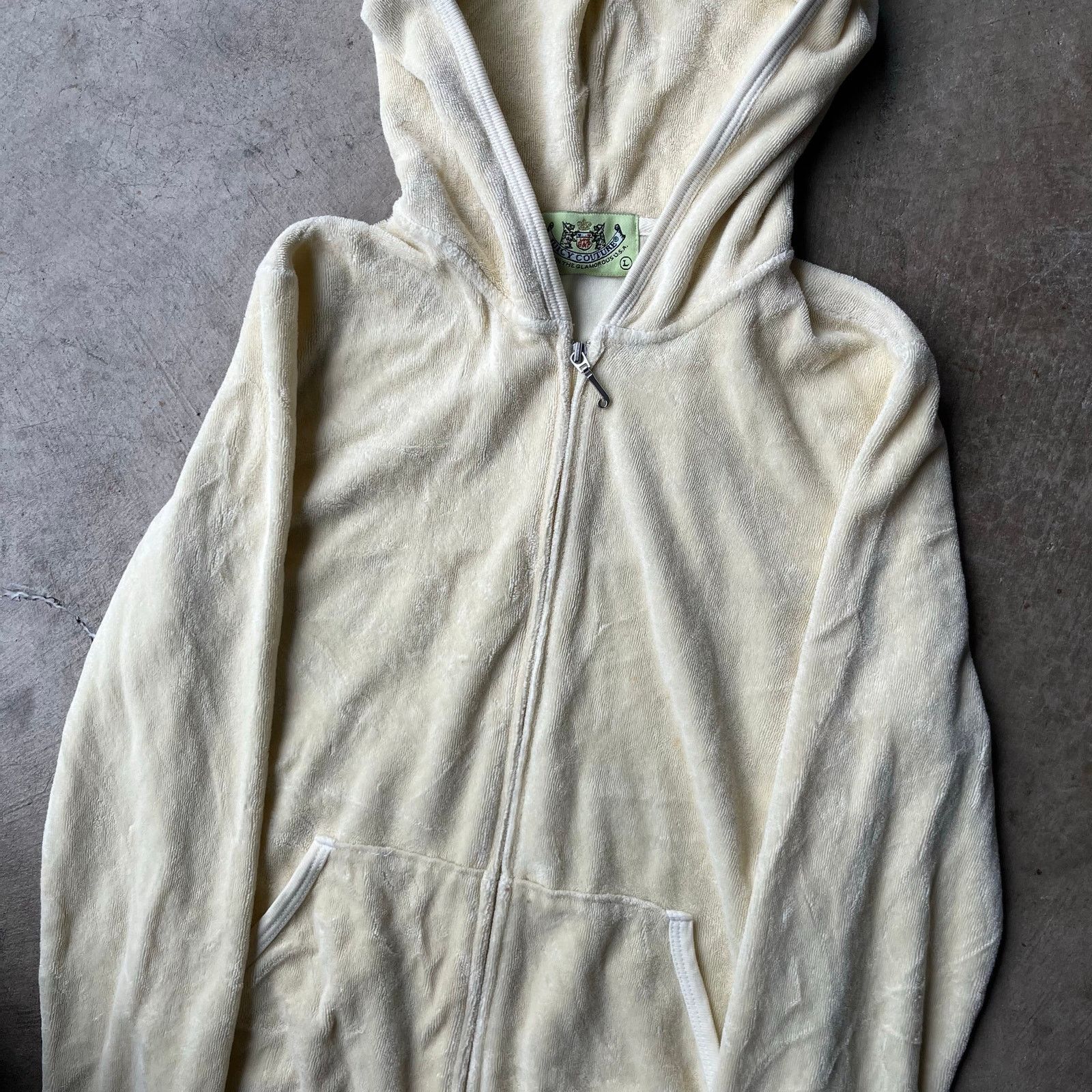 Vintage VINTAGE JUICY COUTURE VELOUR HOODIE ZIP WOMENS L YELLOW Size L / US 10 / IT 46 - 3 Thumbnail