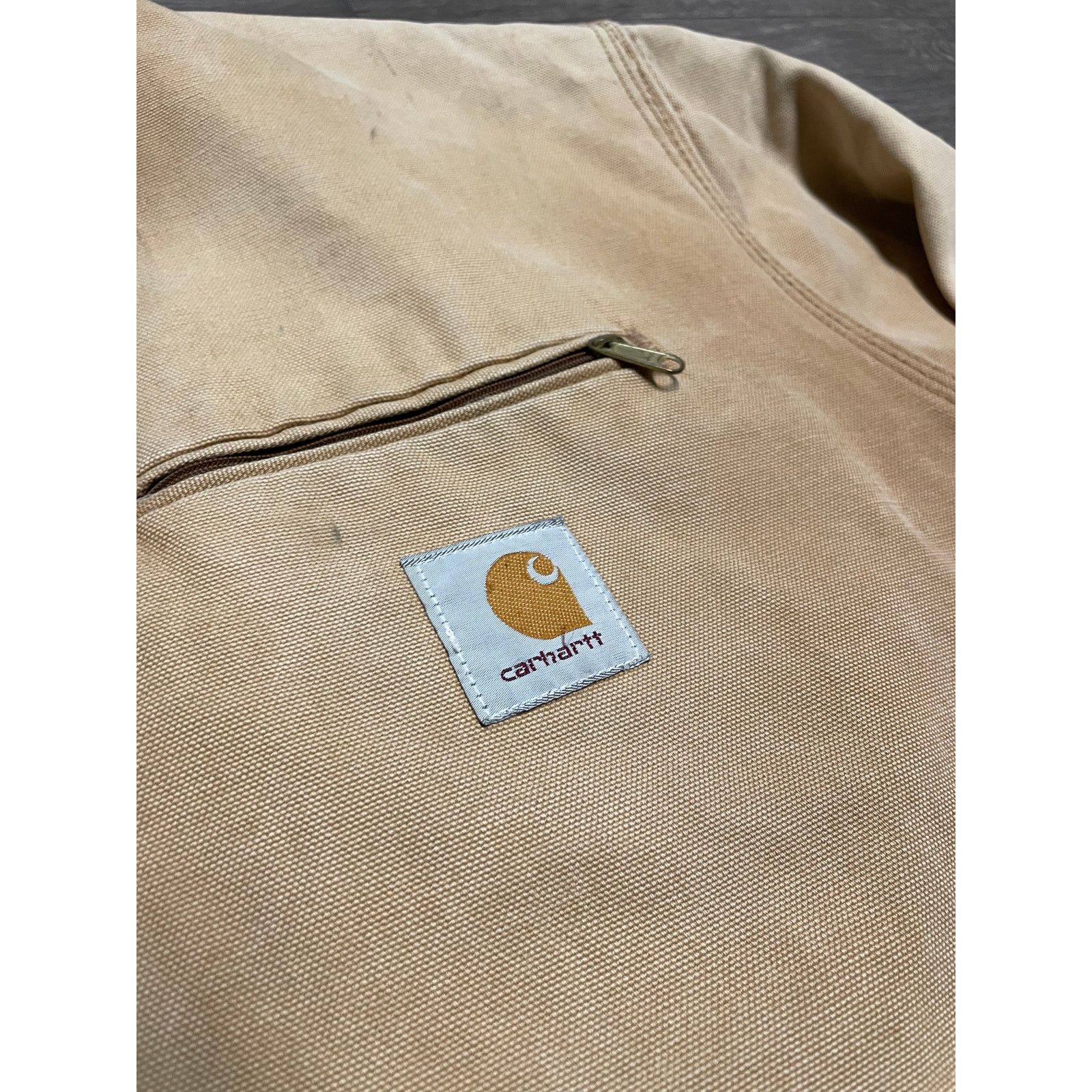 Carhartt × Vintage Vintage Carhartt Detroit Tan Jacket Quilted Lined Sz L Size US L / EU 52-54 / 3 - 2 Thumbnail