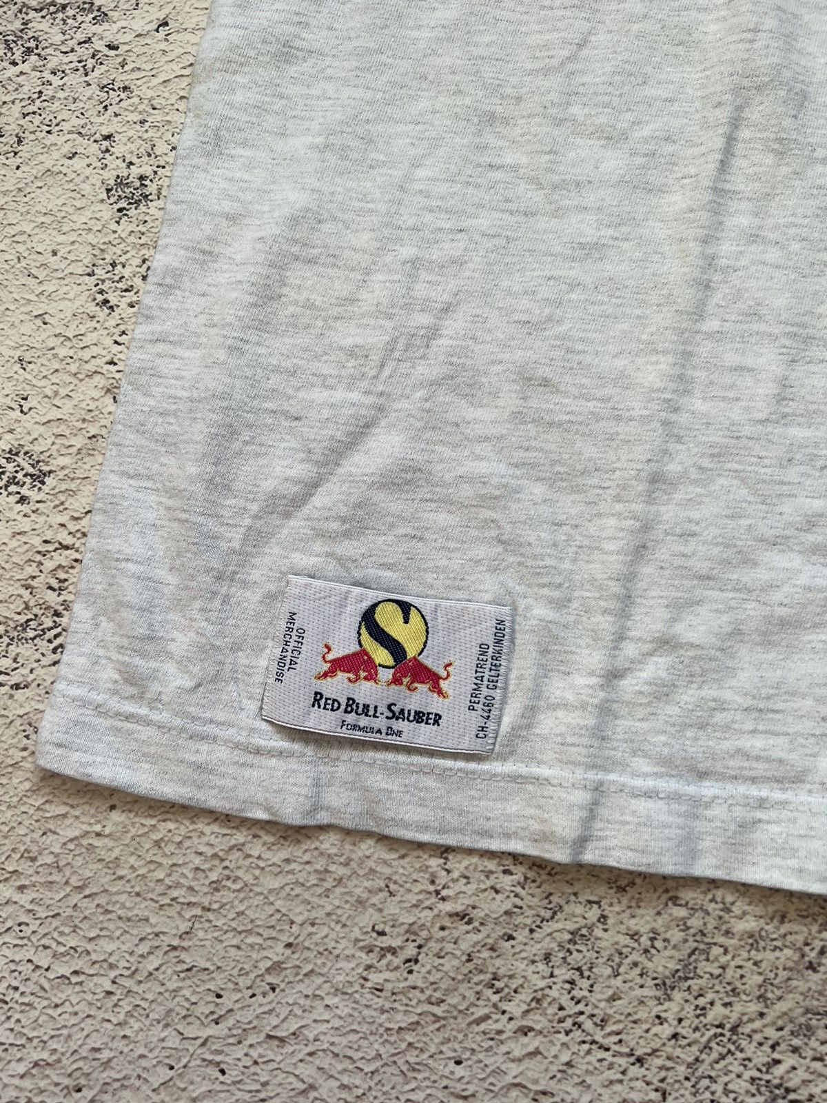 Formula 1 × Red Bull × Vintage Vintage Formula One 1995 Racing T-Shirt Red Bull-Sauber Size US L / EU 52-54 / 3 - 3 Thumbnail