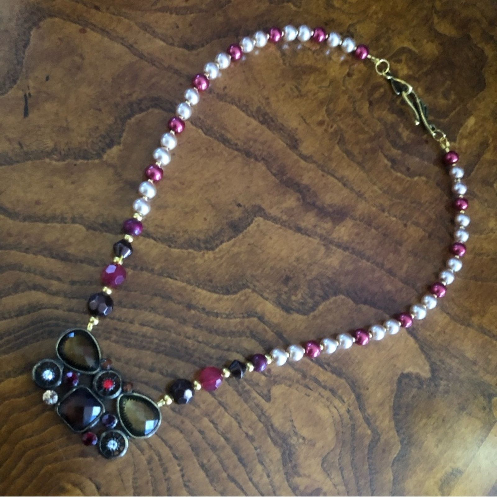 Handmade Handcrafted repurpose regal look pendant Pearl necklace Size ONE SIZE - 12 Thumbnail