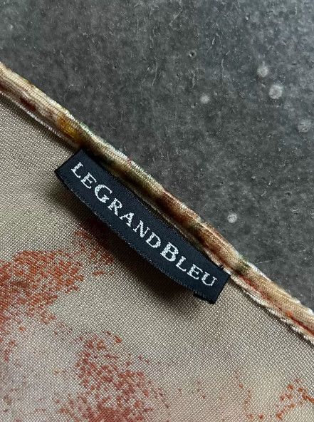 Le Grande Bleu (L.G.B.) L.G.B. (Le Grand Bleu) Early Velvet Flight Jacket Size ONE SIZE - 8 Thumbnail