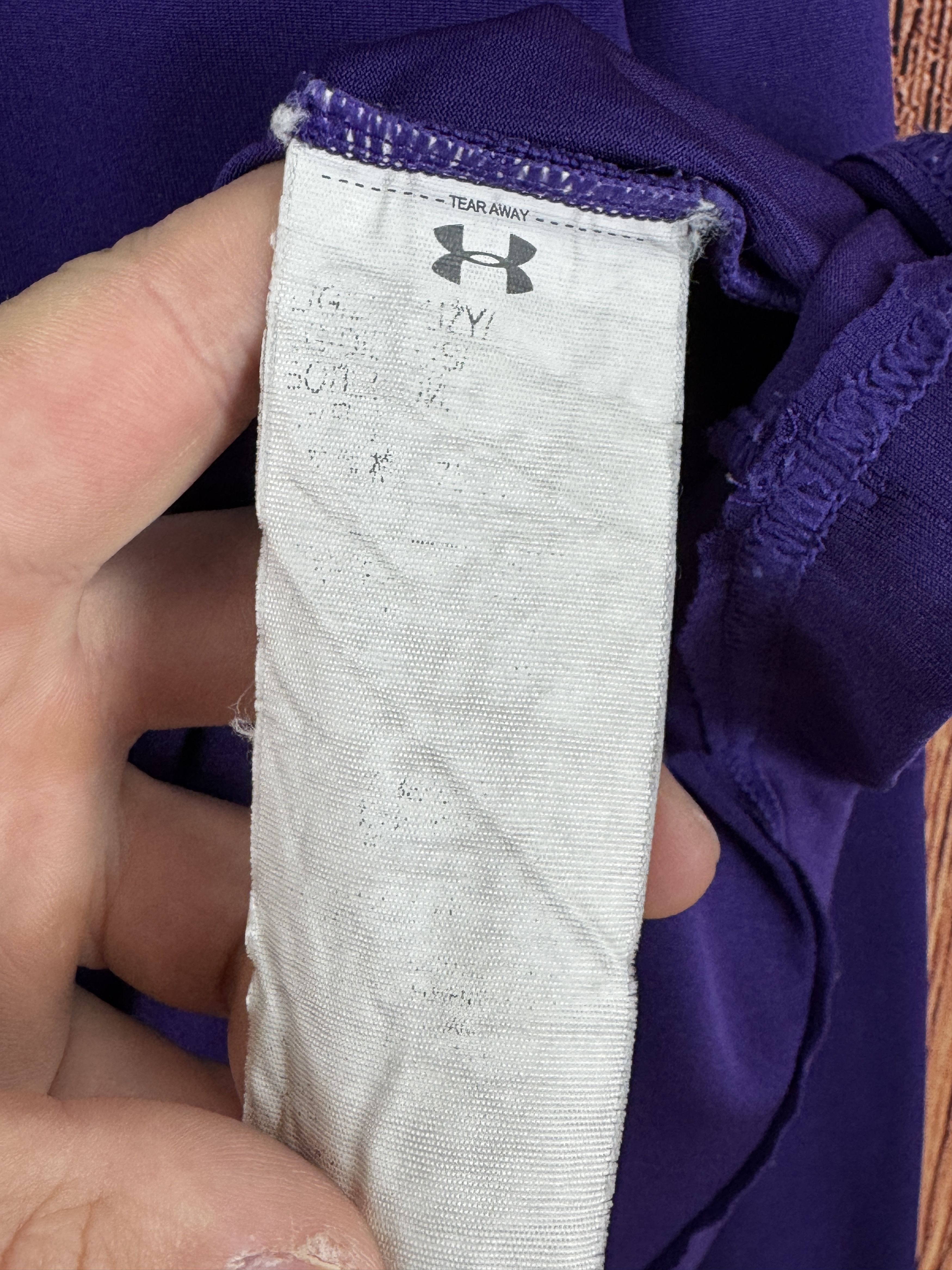 Under Armour 2016/17 SOUTHAMPTON Under Armour GOALKEEPER SHIRT PURPLE Size US L / EU 52-54 / 3 - 8 Thumbnail