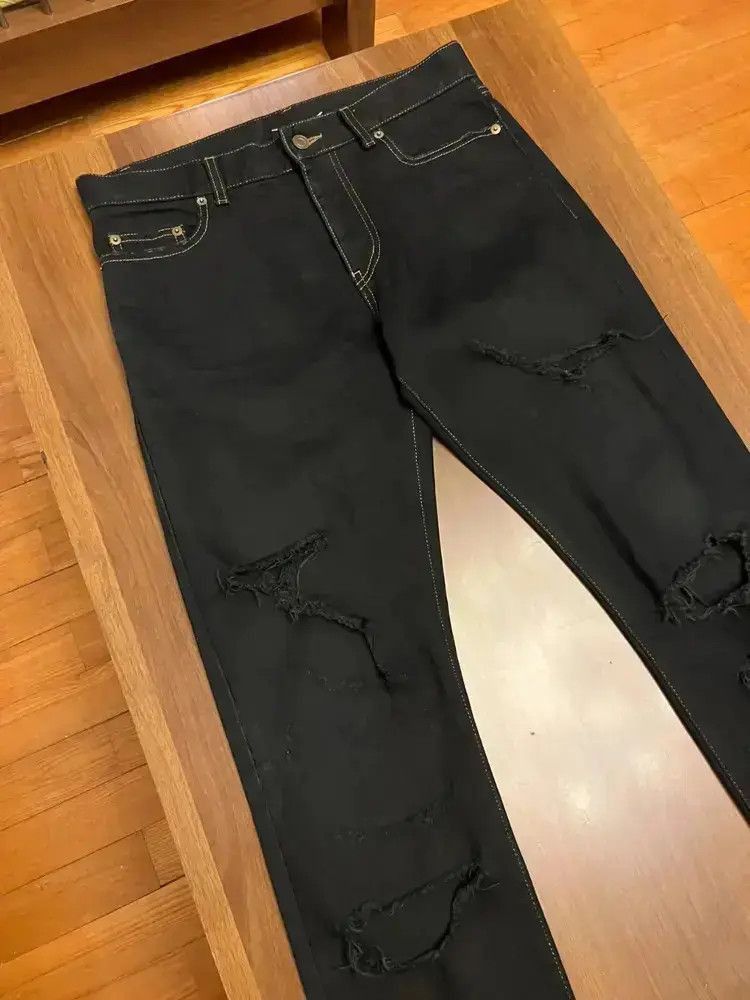 Saint Laurent Paris Saint Laurent Paris 16SS Yellow Line Distressed Denim-2505 Size US 30 / EU 46 - 2 Thumbnail