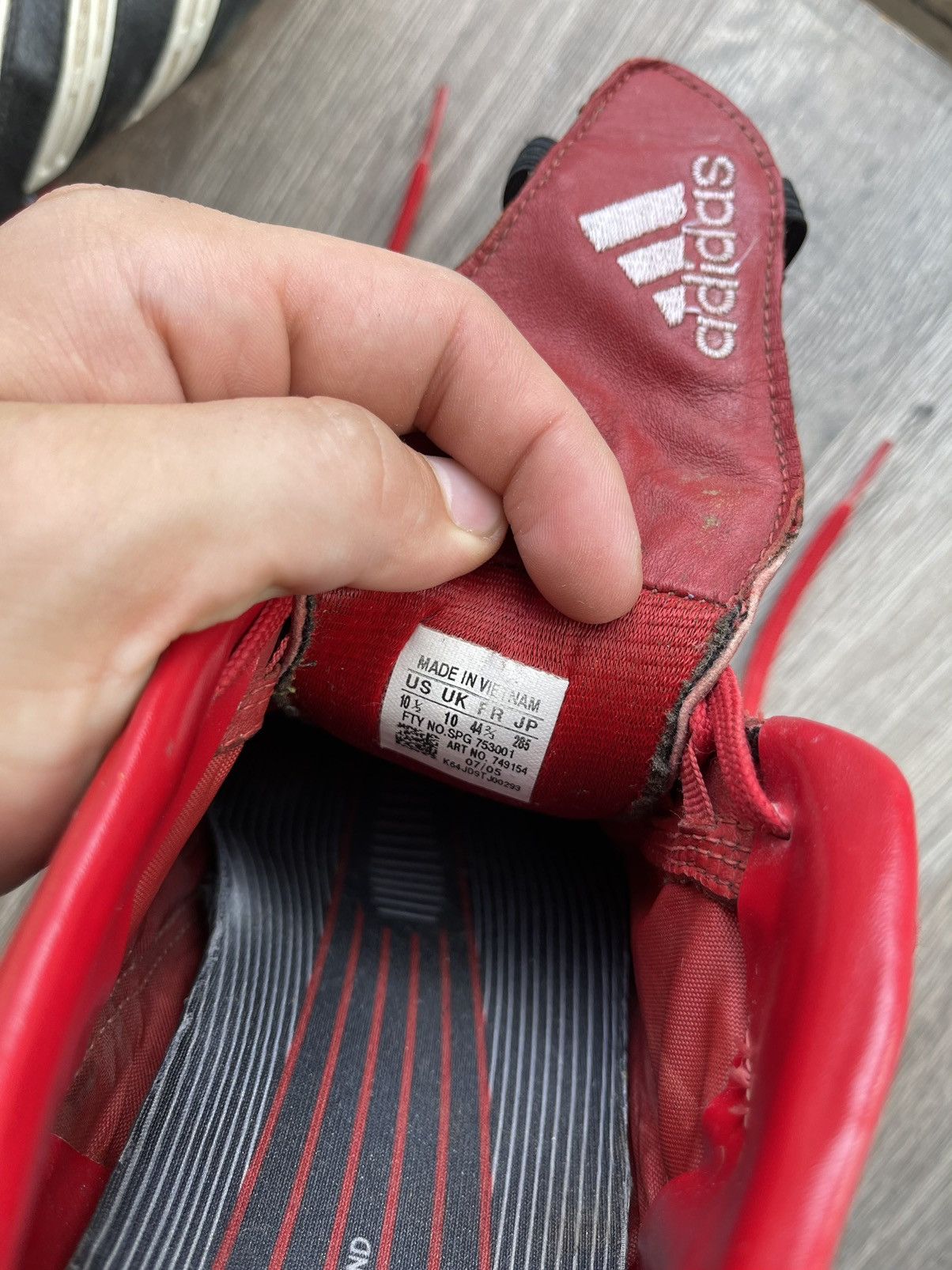 Adidas  David Beckham  Vintage 2005 ADIDAS PREDATOR ABSOLUTE XTRX SG *  BLACK/RED * RARE | Grailed